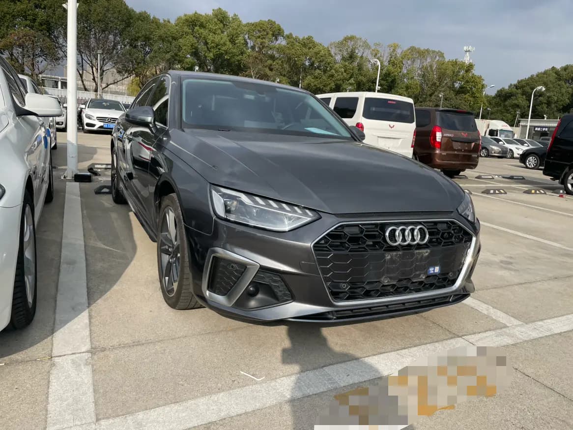 Audi A4L 2022 г. 31093 км. — фото 3