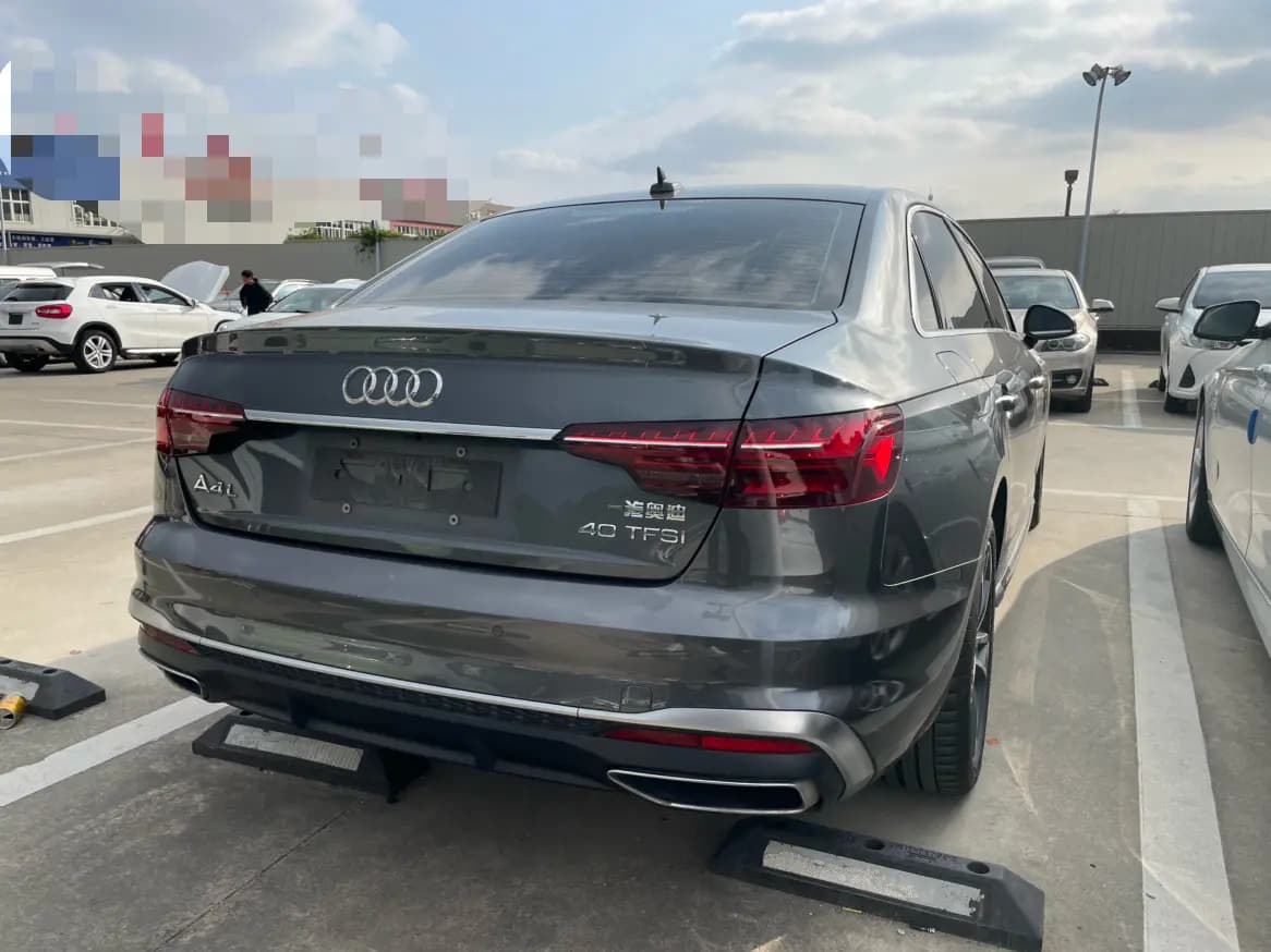 Audi A4L 2022 г. 31093 км. — фото 6