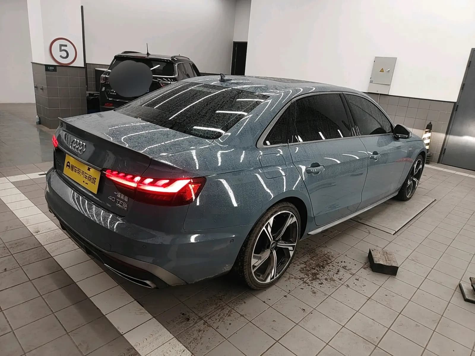 Audi A4L 2022 г. 35294 км. — фото 4