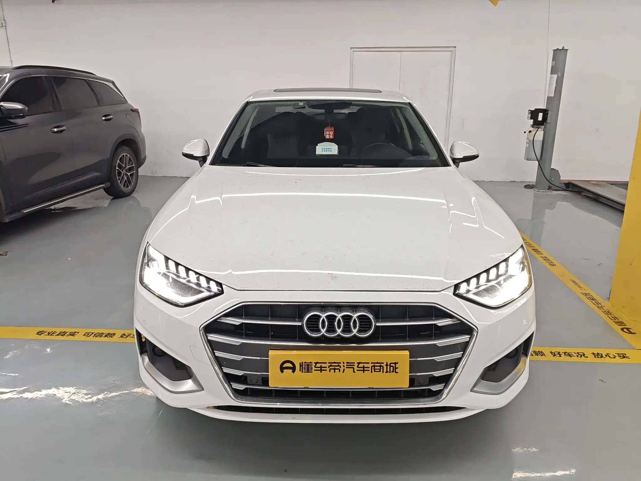 Audi A4L 2021 г. 91552 км. — фото 2