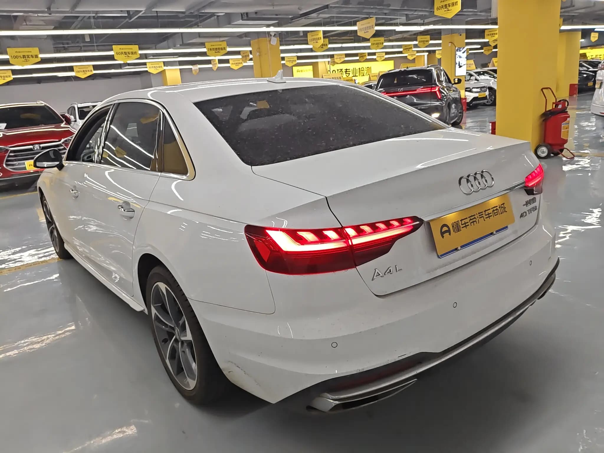 Audi A4L 2021 г. 91552 км. — фото 6