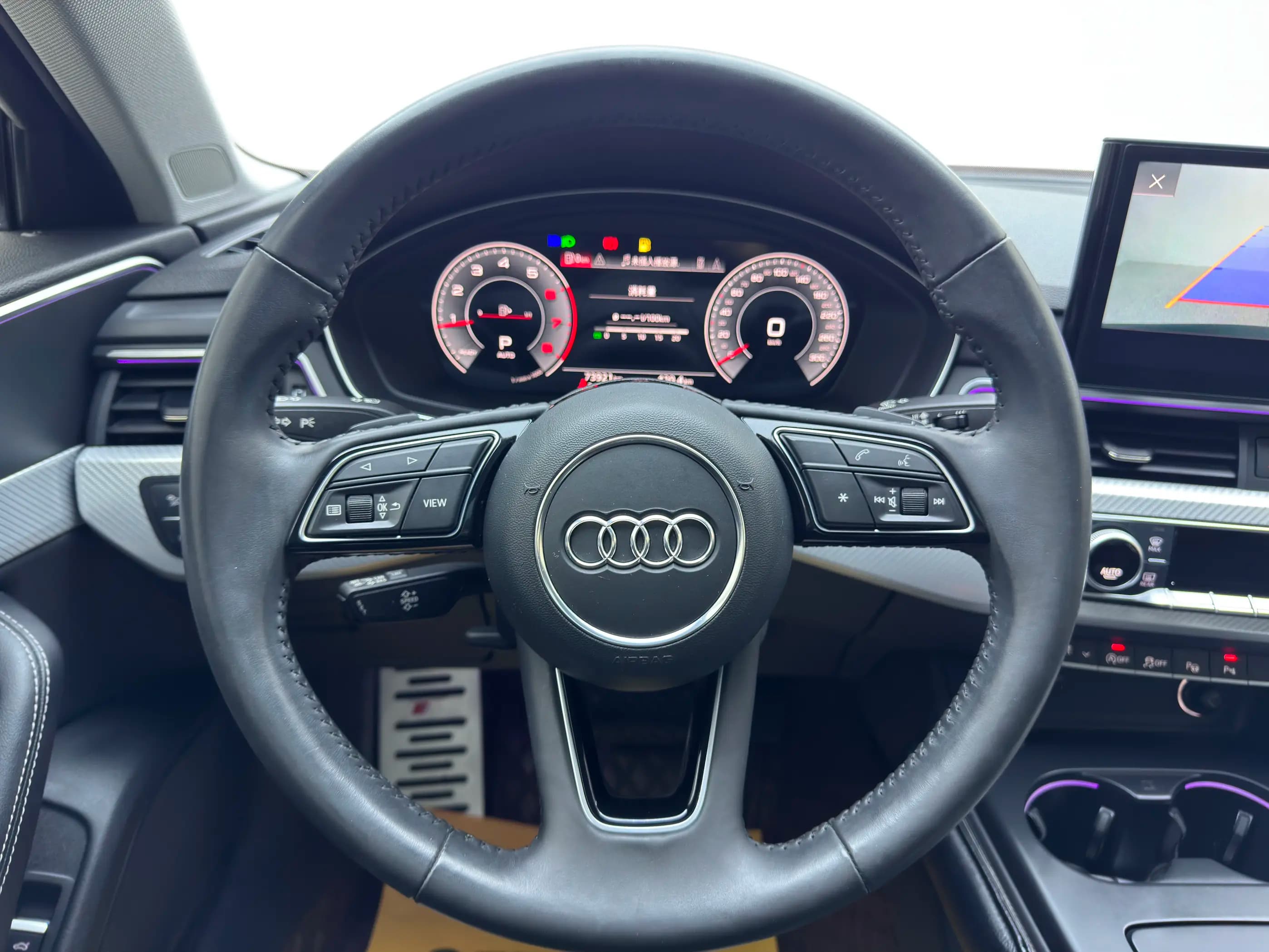 Audi A4L 2022 г. 74064 км. — фото 16