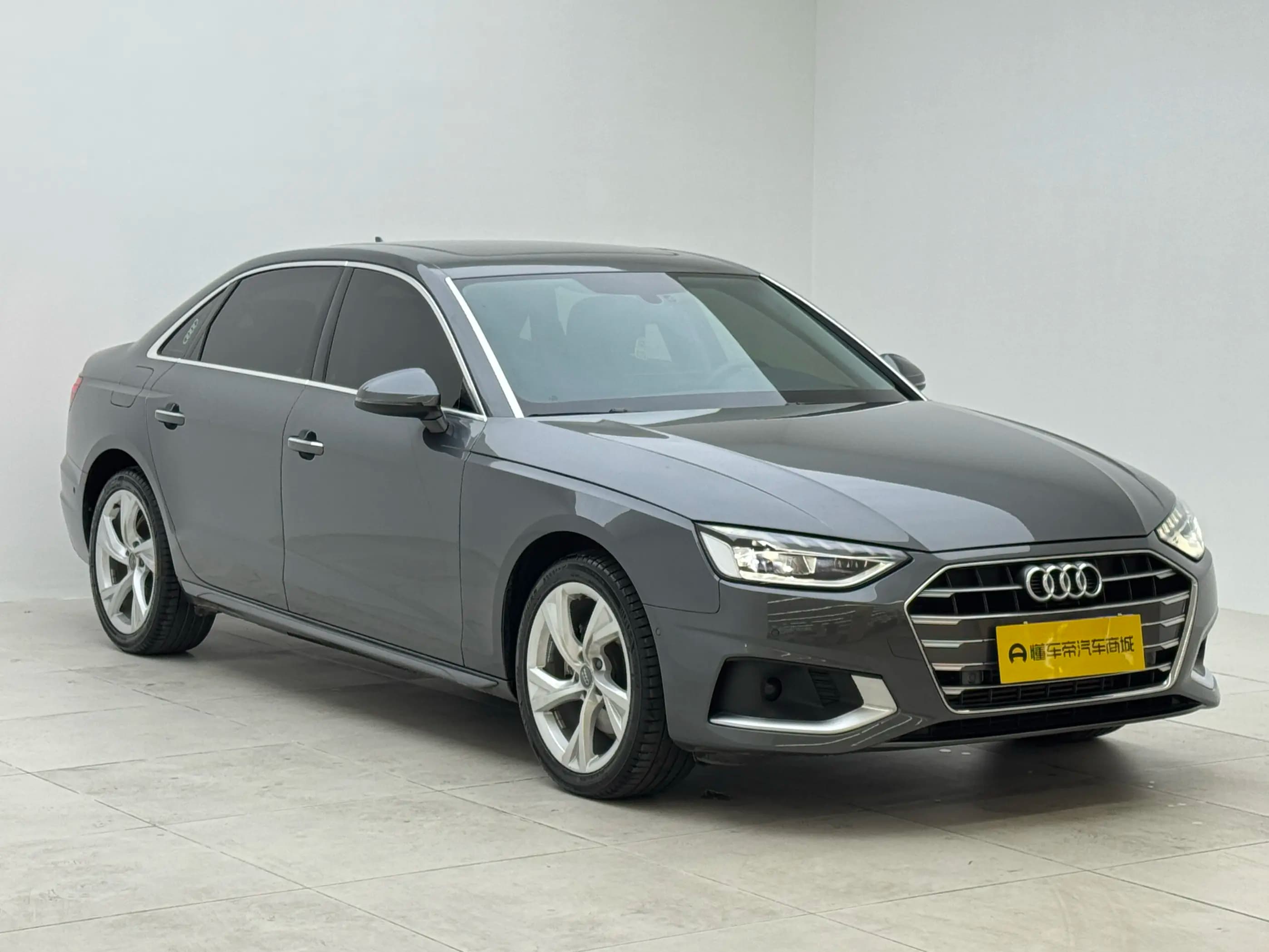 Audi A4L 2022 г. 74064 км. — фото 3