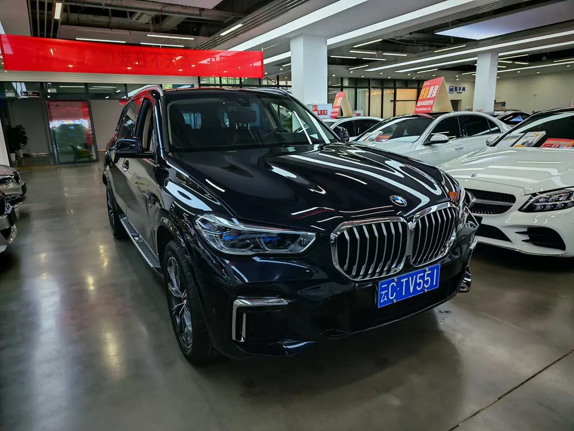 BMW X5 2023 г. 57115 км. — фото 2