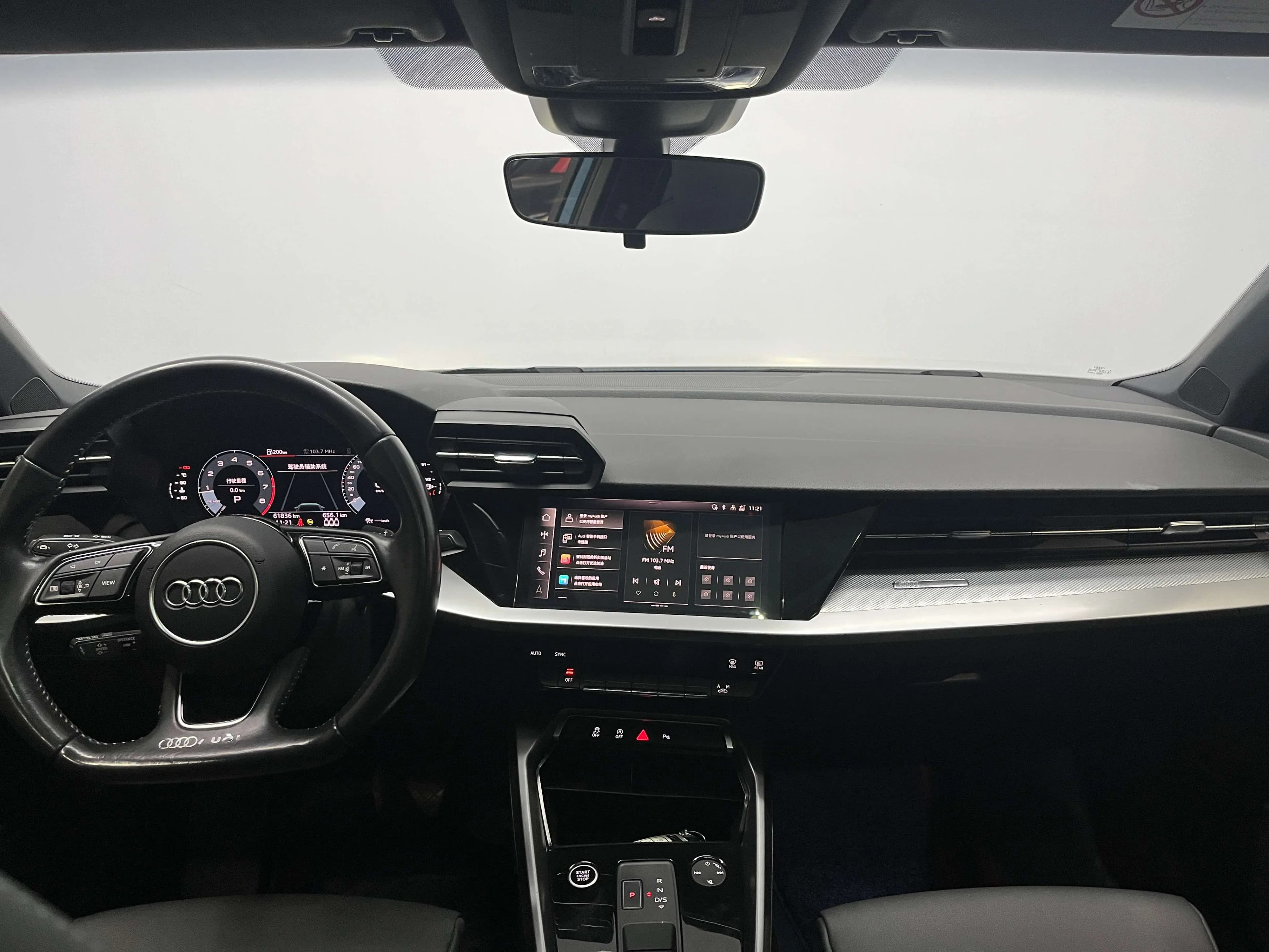 Audi A3 2022 г. 62111 км. — фото 10