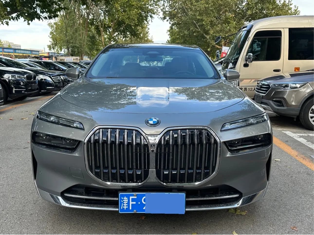 BMW 7 Series 2023 г. 8095 км. — фото 2