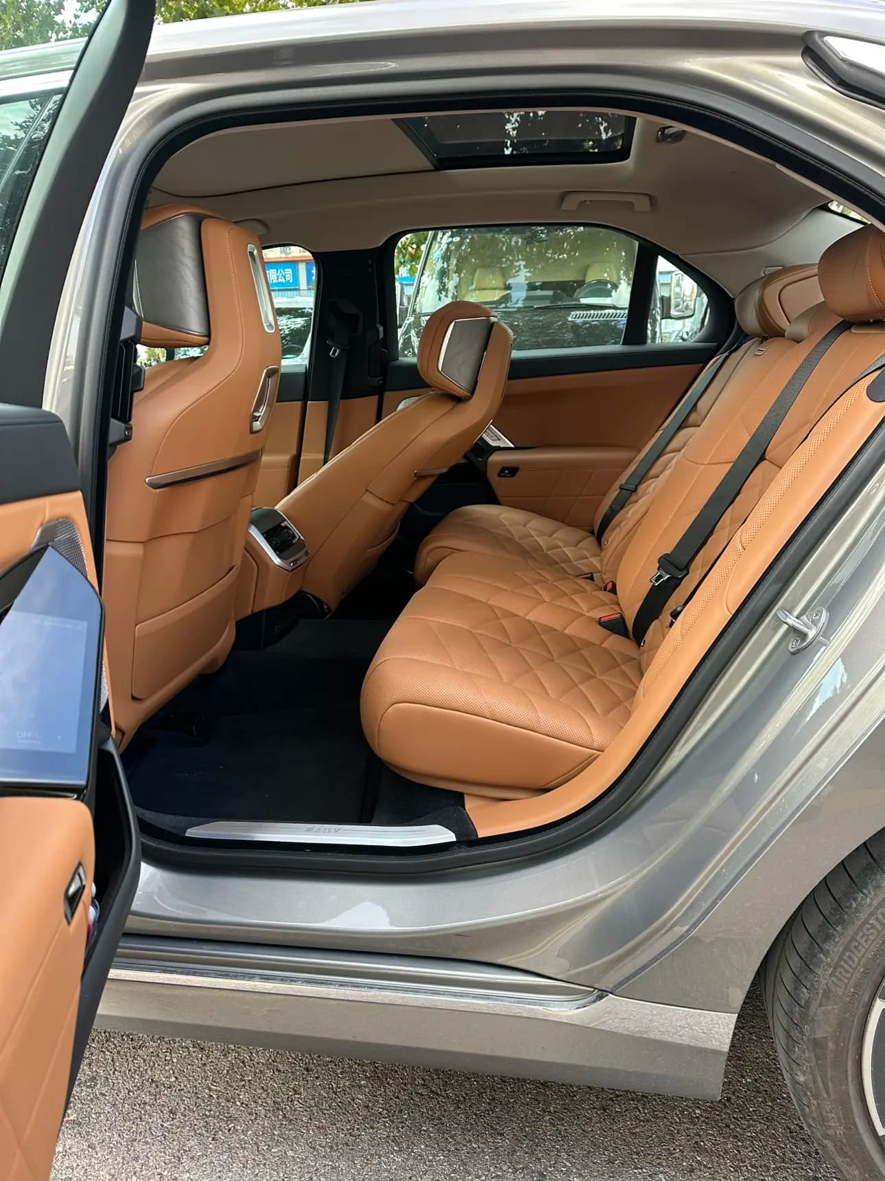 BMW 7 Series 2023 г. 8095 км. — фото 10