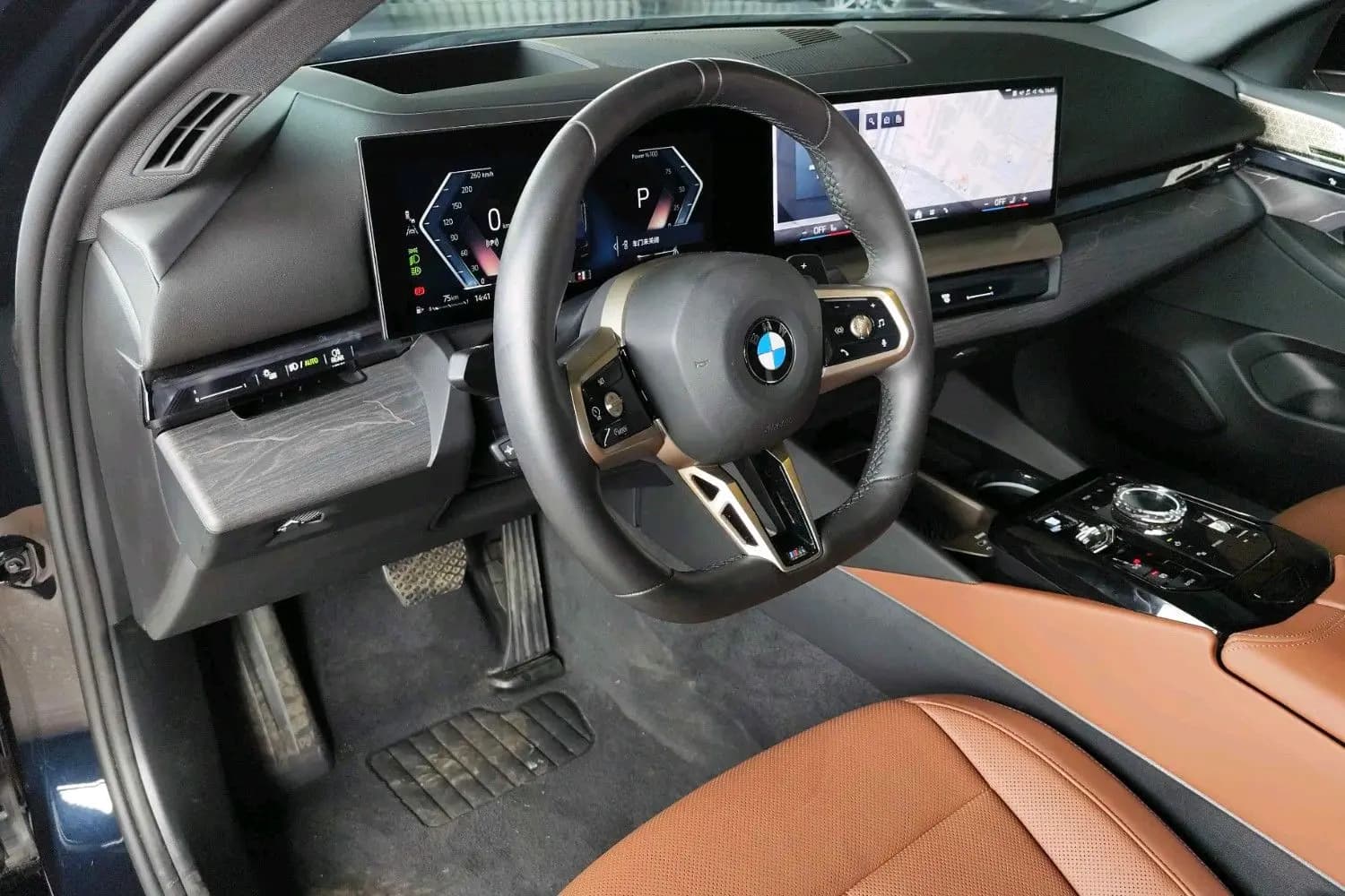 BMW 5 Series 2024 г. 14846 км. — фото 9