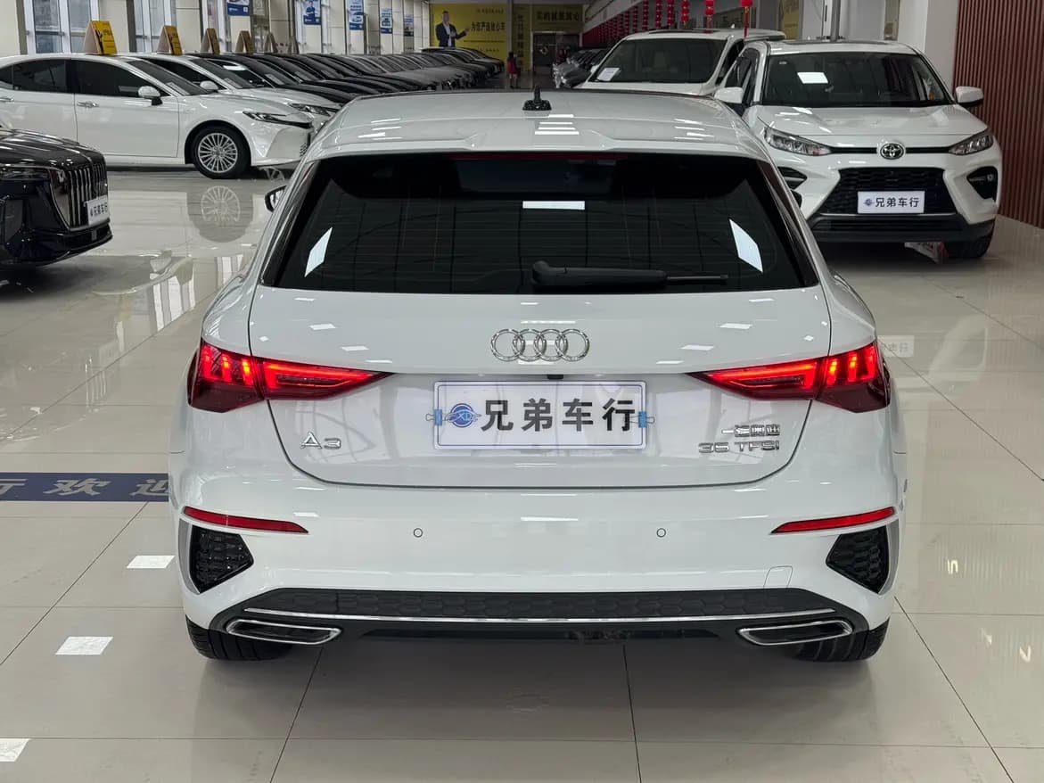 Audi A3 2024 г. 16745 км. — фото 4