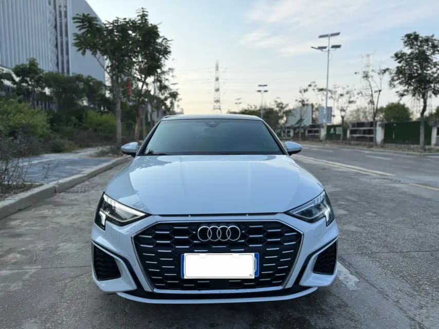 Audi A3 2023 г. 41051 км. — фото 2