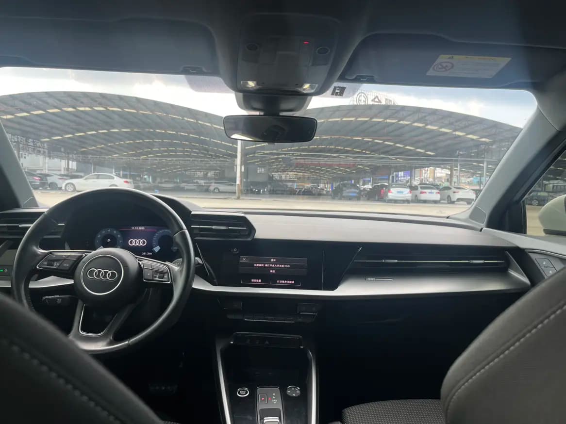 Audi A3 2022 г. 92053 км. — фото 10