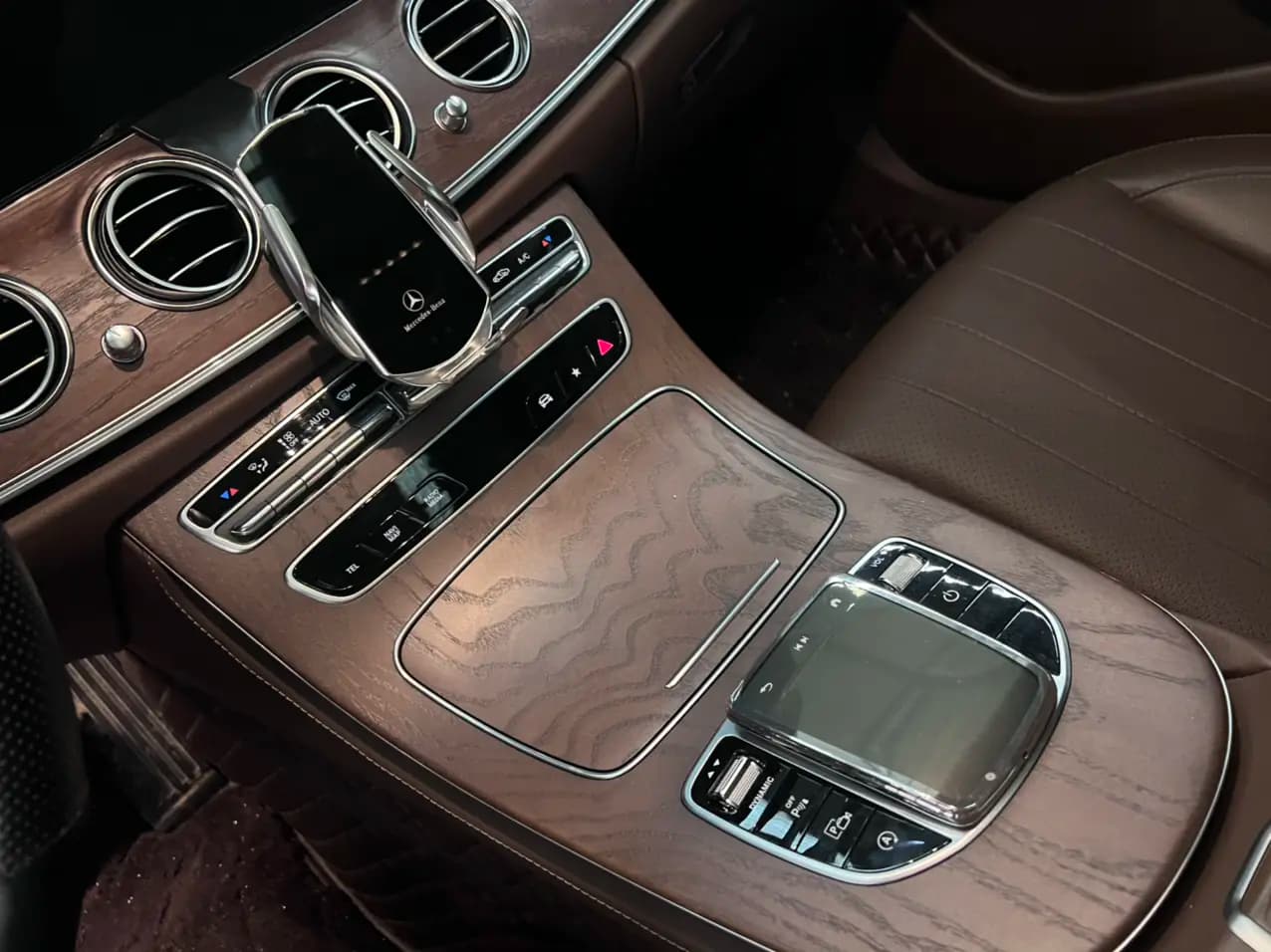 Mercedes-Benz E-Class 2023 г. 37024 км. — фото 14