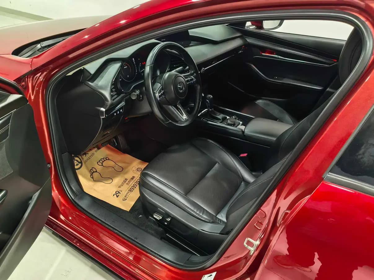 Mazda Axela 2022 г. 29835 км. — фото 14
