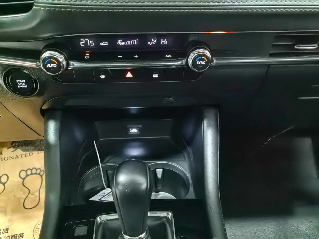 Mazda Axela 2022 г. 29835 км. — фото 9