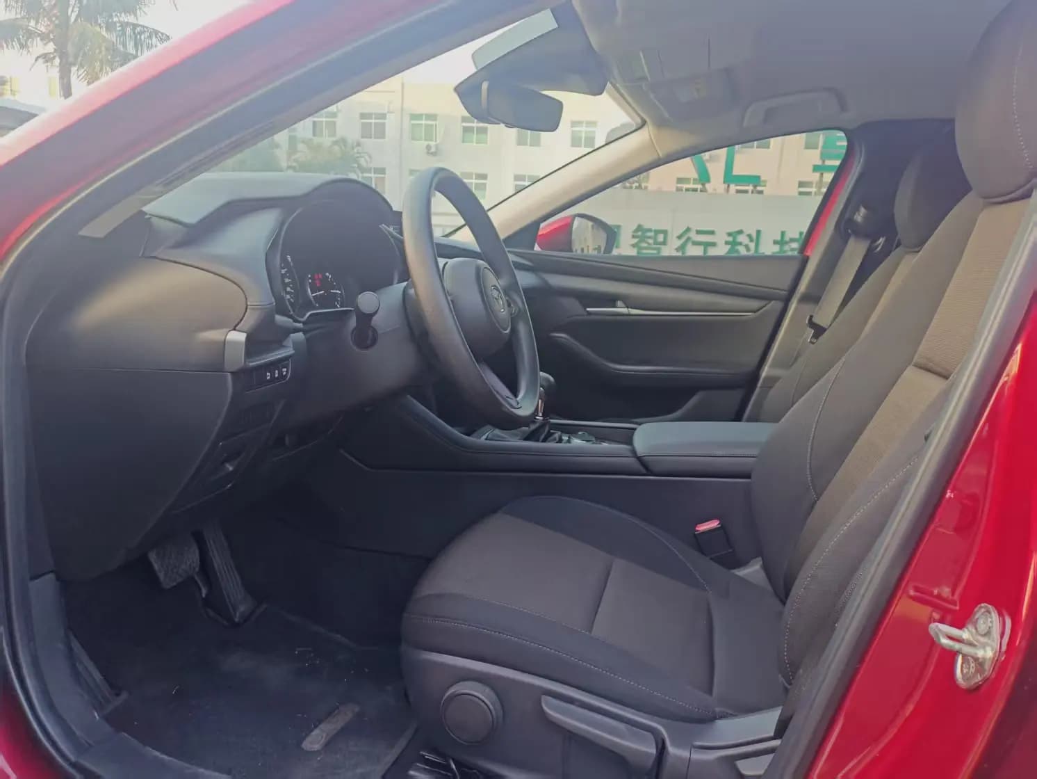 Mazda Axela 2022 г. 36073 км. — фото 8