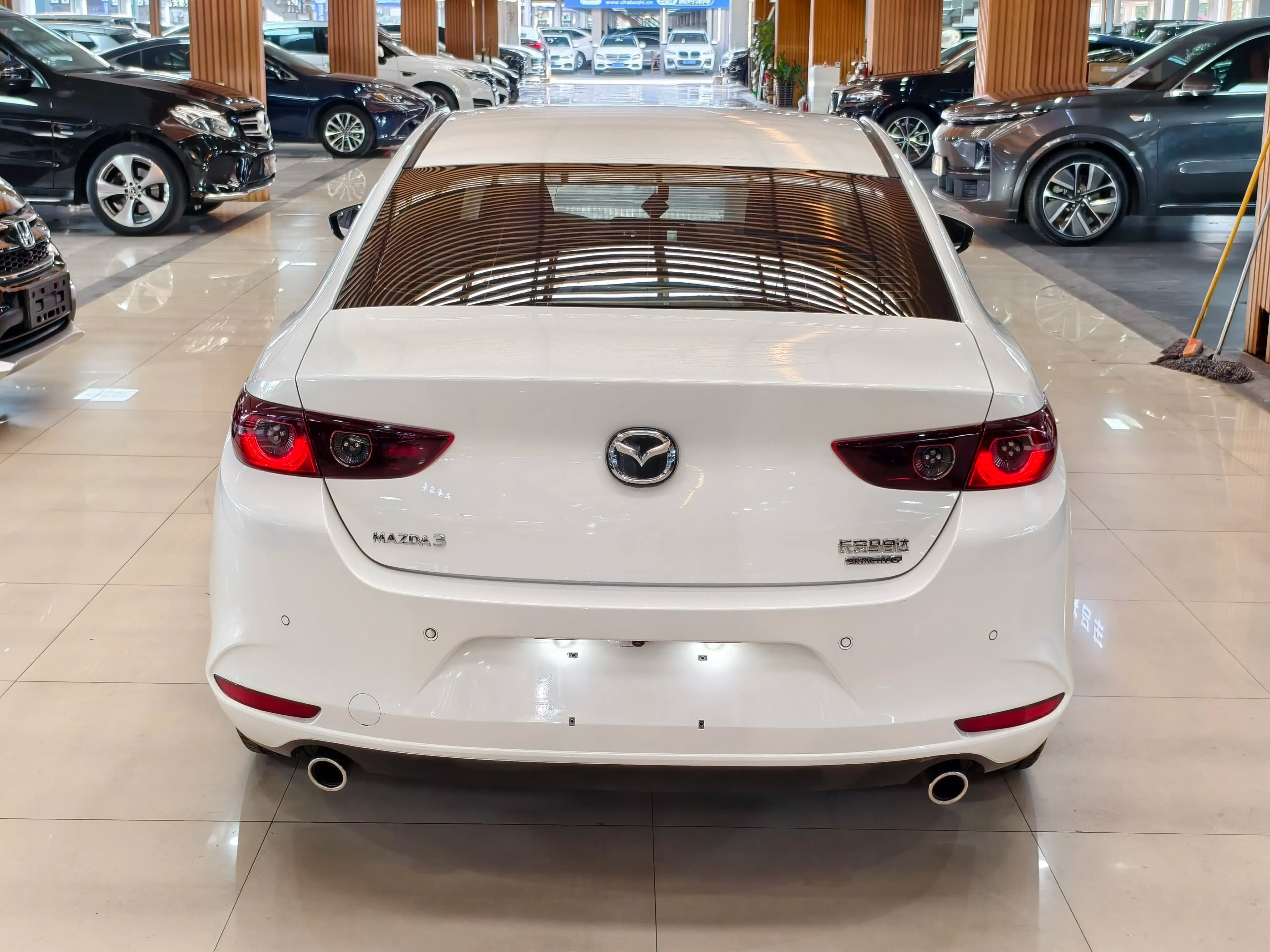 Mazda Axela 2023 г. 79005 км. — фото 4