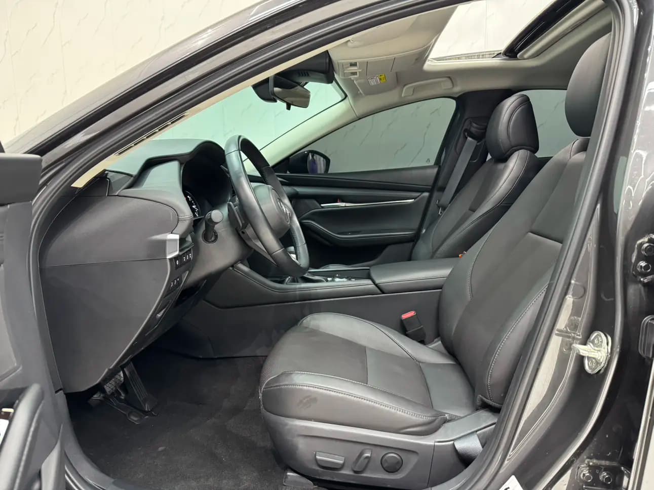 Mazda Axela 2022 г. 30074 км. — фото 12