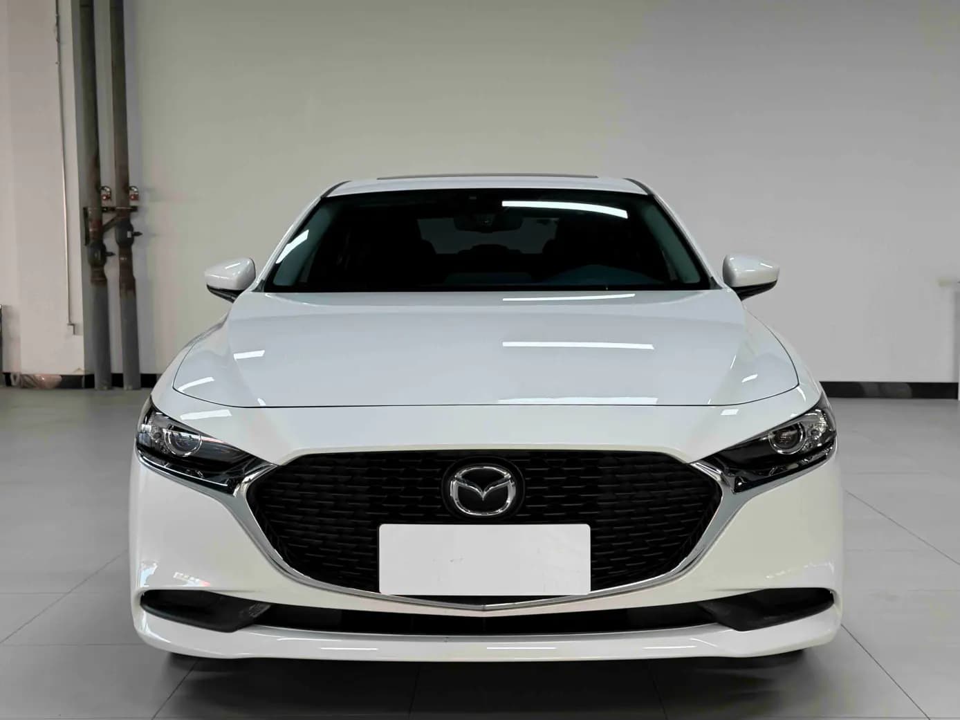 Mazda Axela 2021 г. 17075 км. — фото 2
