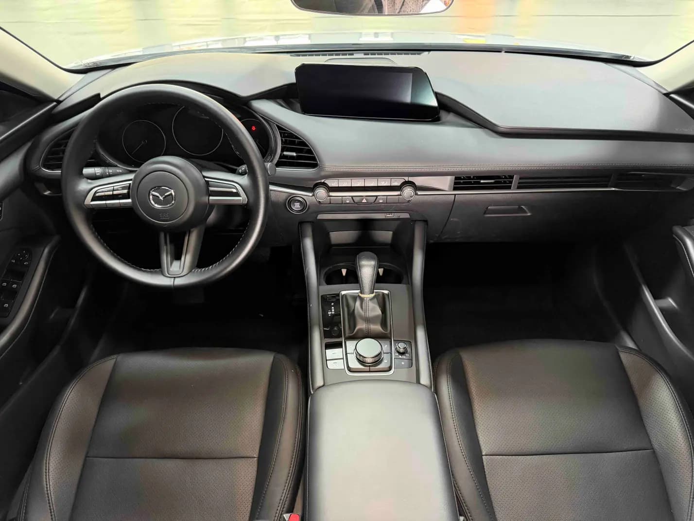 Mazda Axela 2021 г. 17075 км. — фото 16
