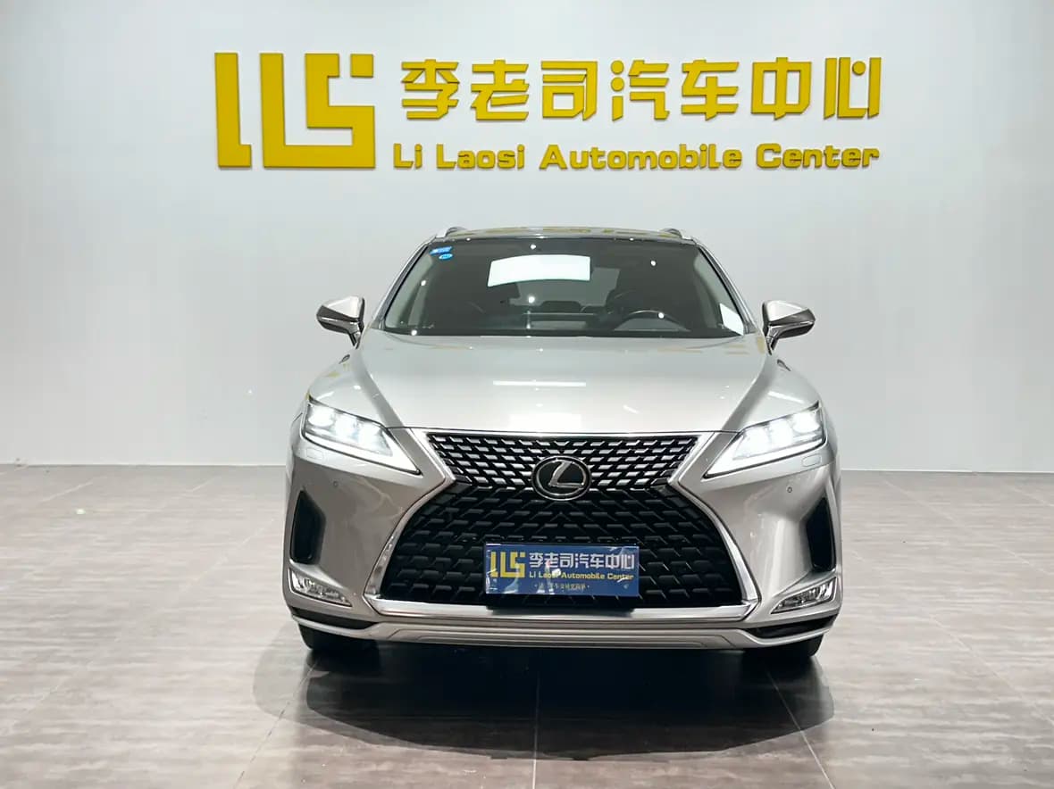 Lexus RX 2021 г. 49083 км. — фото 2