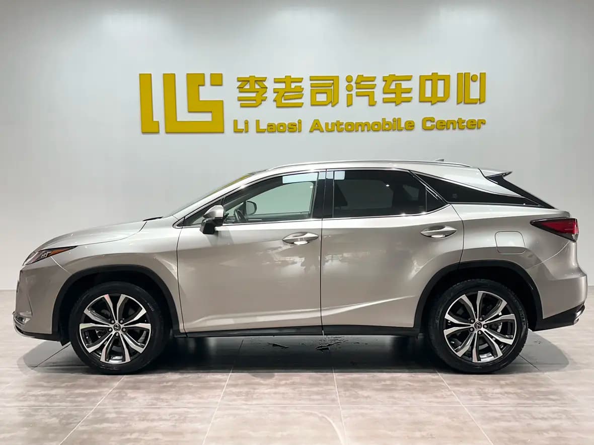 Lexus RX 2021 г. 49083 км. — фото 4