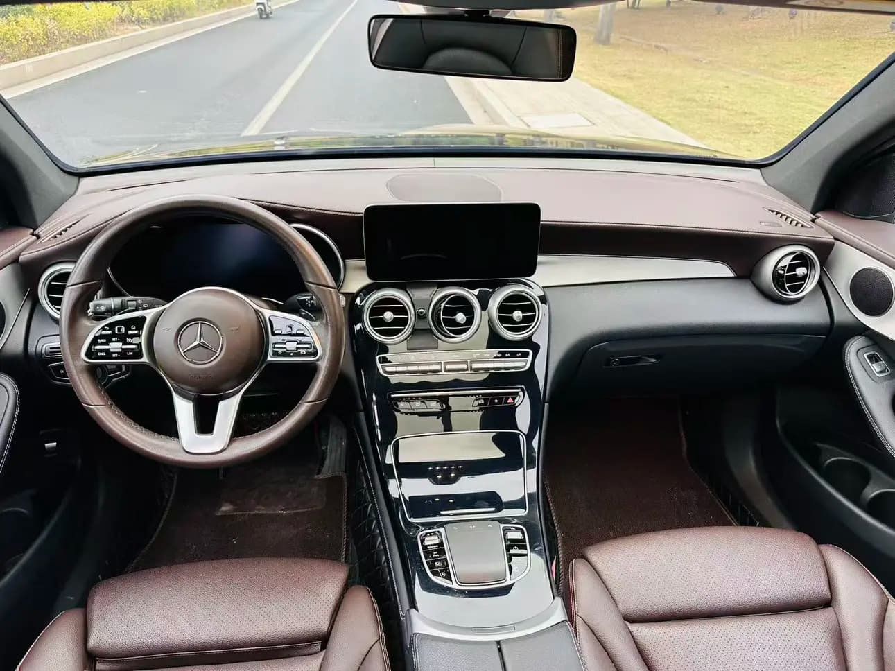 Mercedes-Benz GLC 2022 г. 52130 км. — фото 6