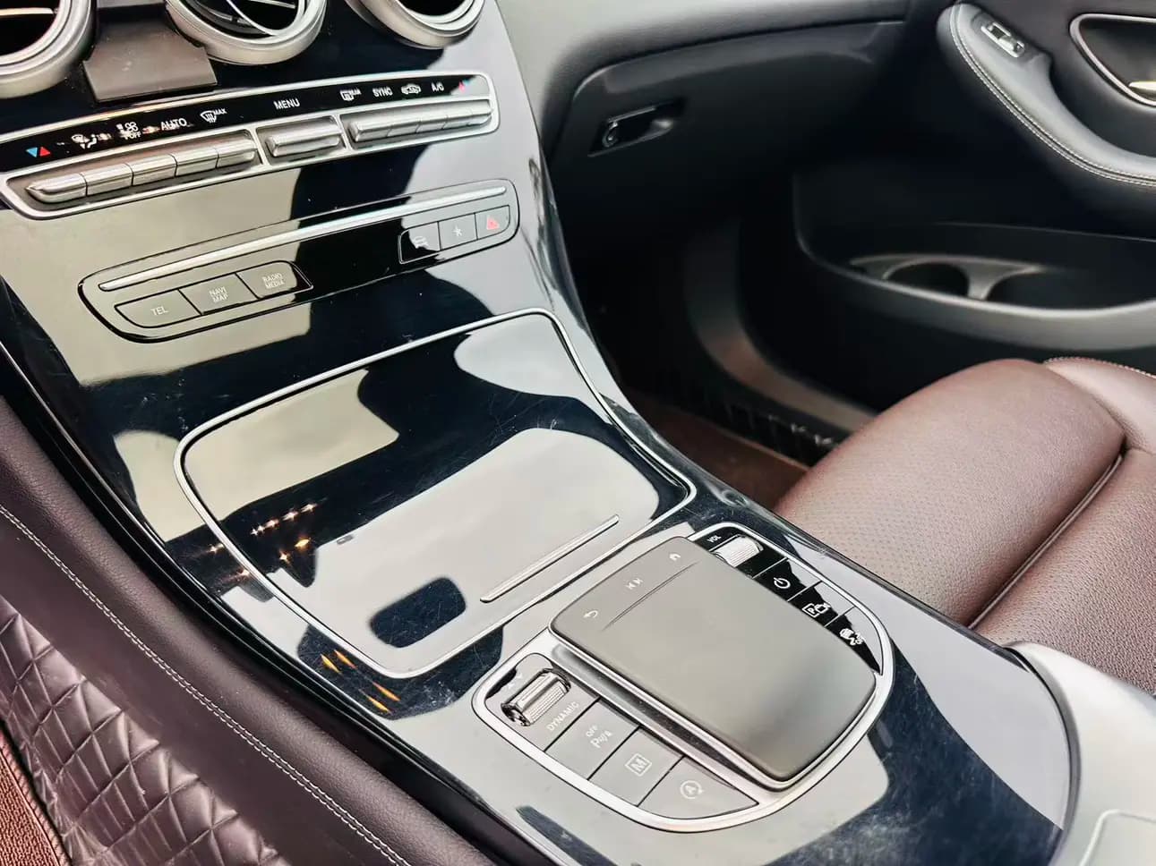 Mercedes-Benz GLC 2022 г. 52130 км. — фото 7