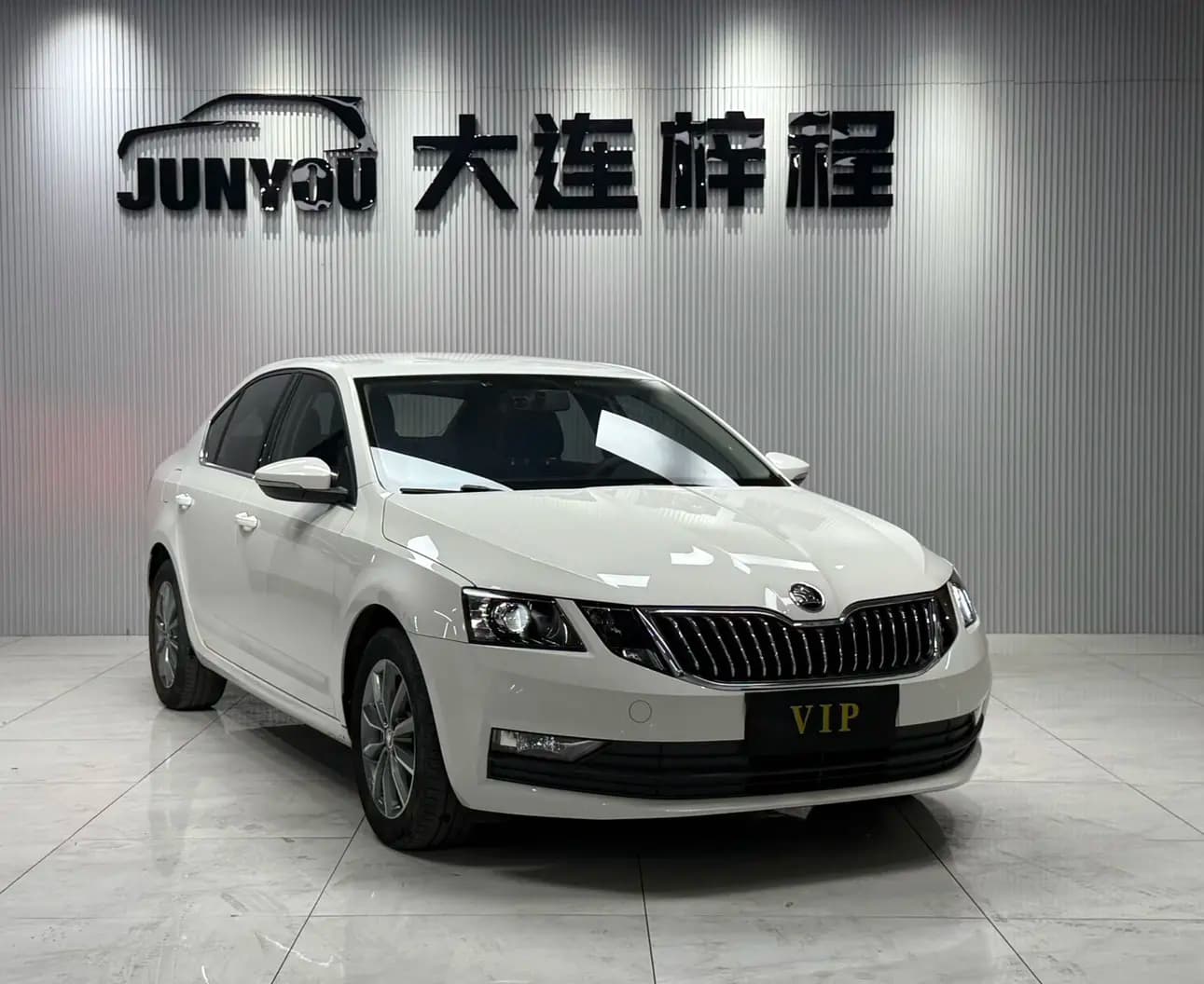 Skoda Octavia 2021 г. 39074 км. — фото 3