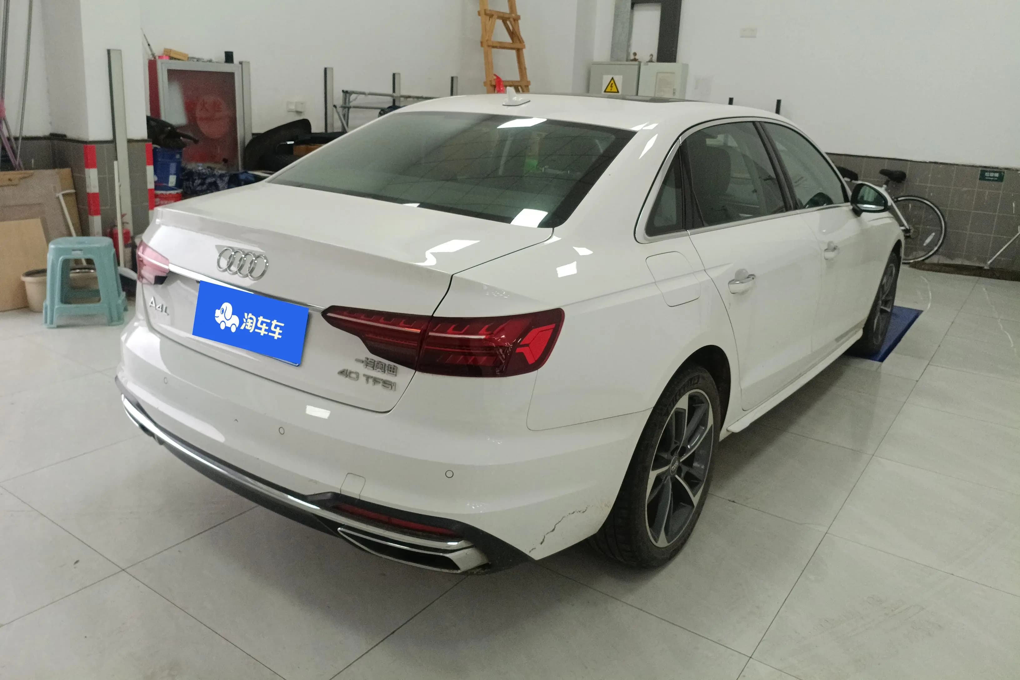 Audi A4L 2021 г. 47502 км. — фото 3
