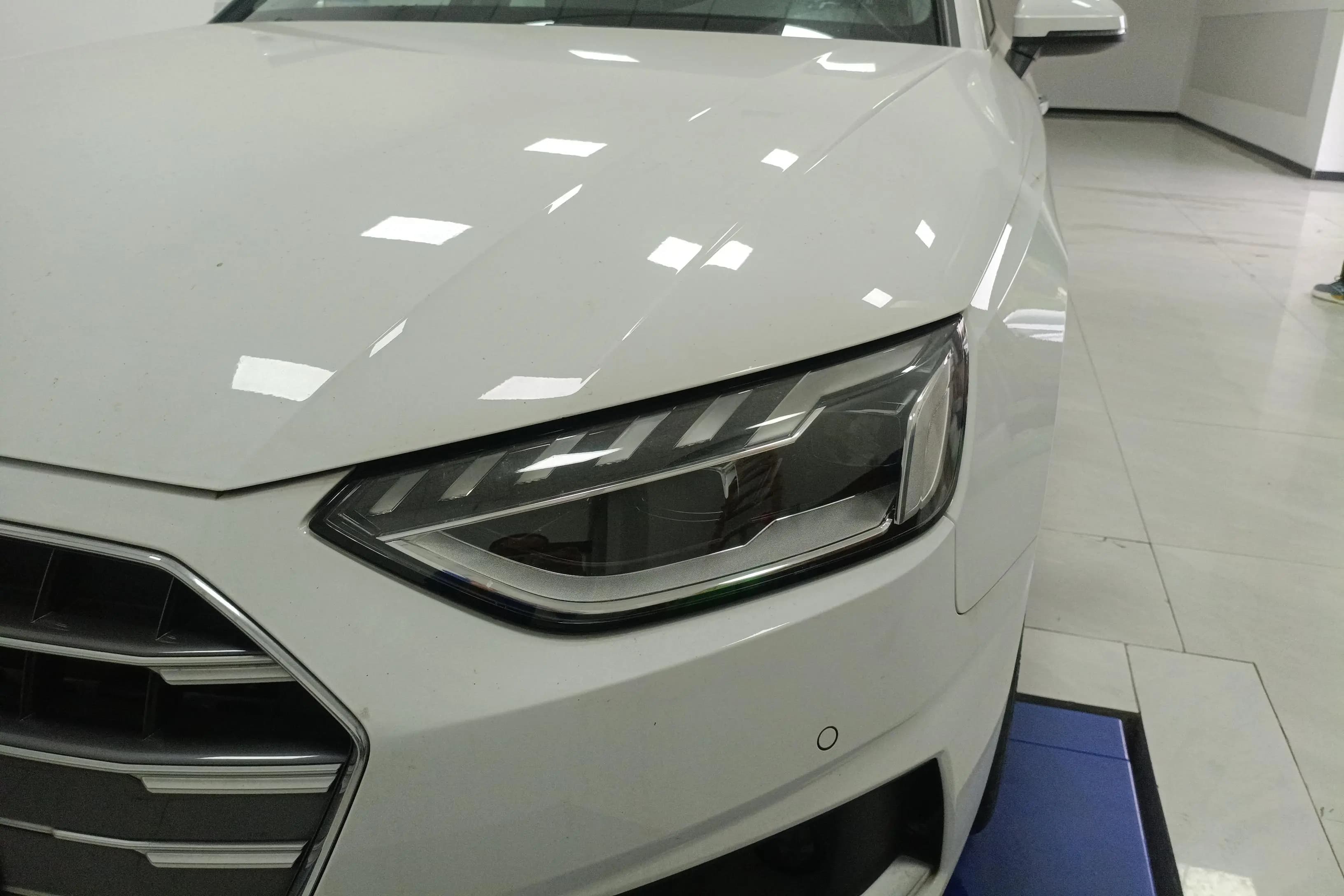 Audi A4L 2021 г. 47502 км. — фото 4
