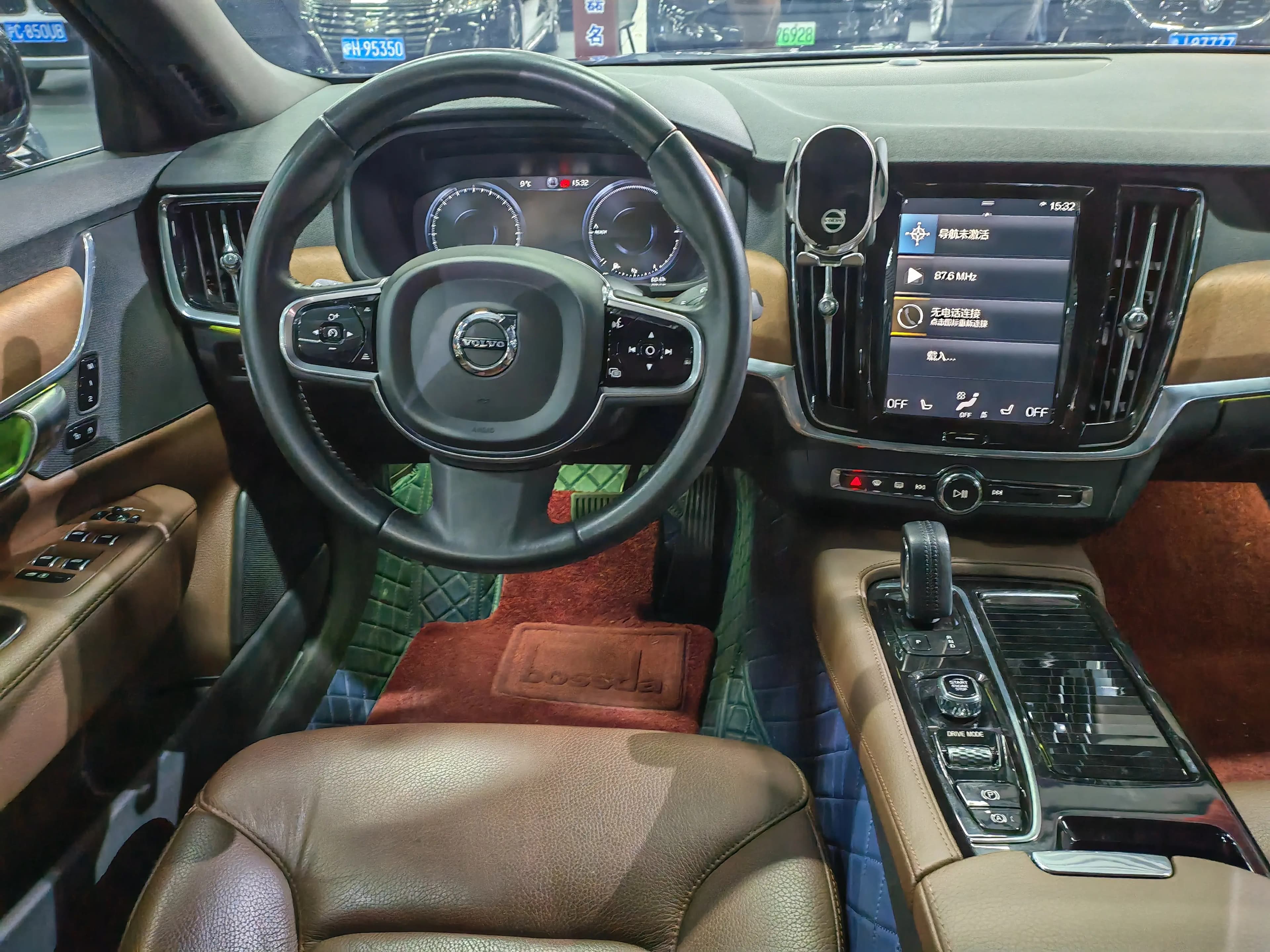Volvo S90 PHEV 2021 г. 46053 км. — фото 3
