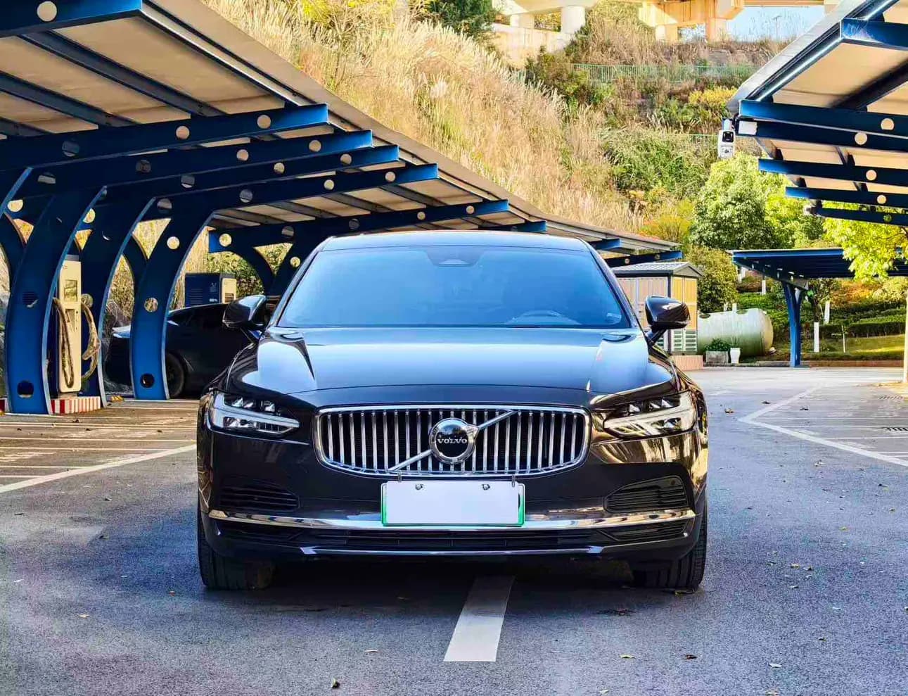 Volvo S90 PHEV 2021 г. 47054 км. — фото 2