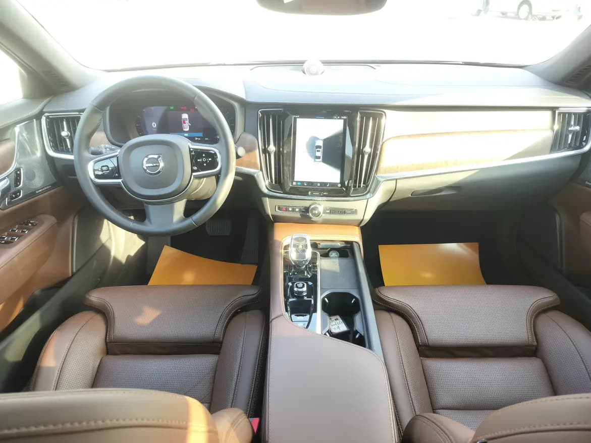 Volvo S90 2024 г. 3900 км. — фото 6