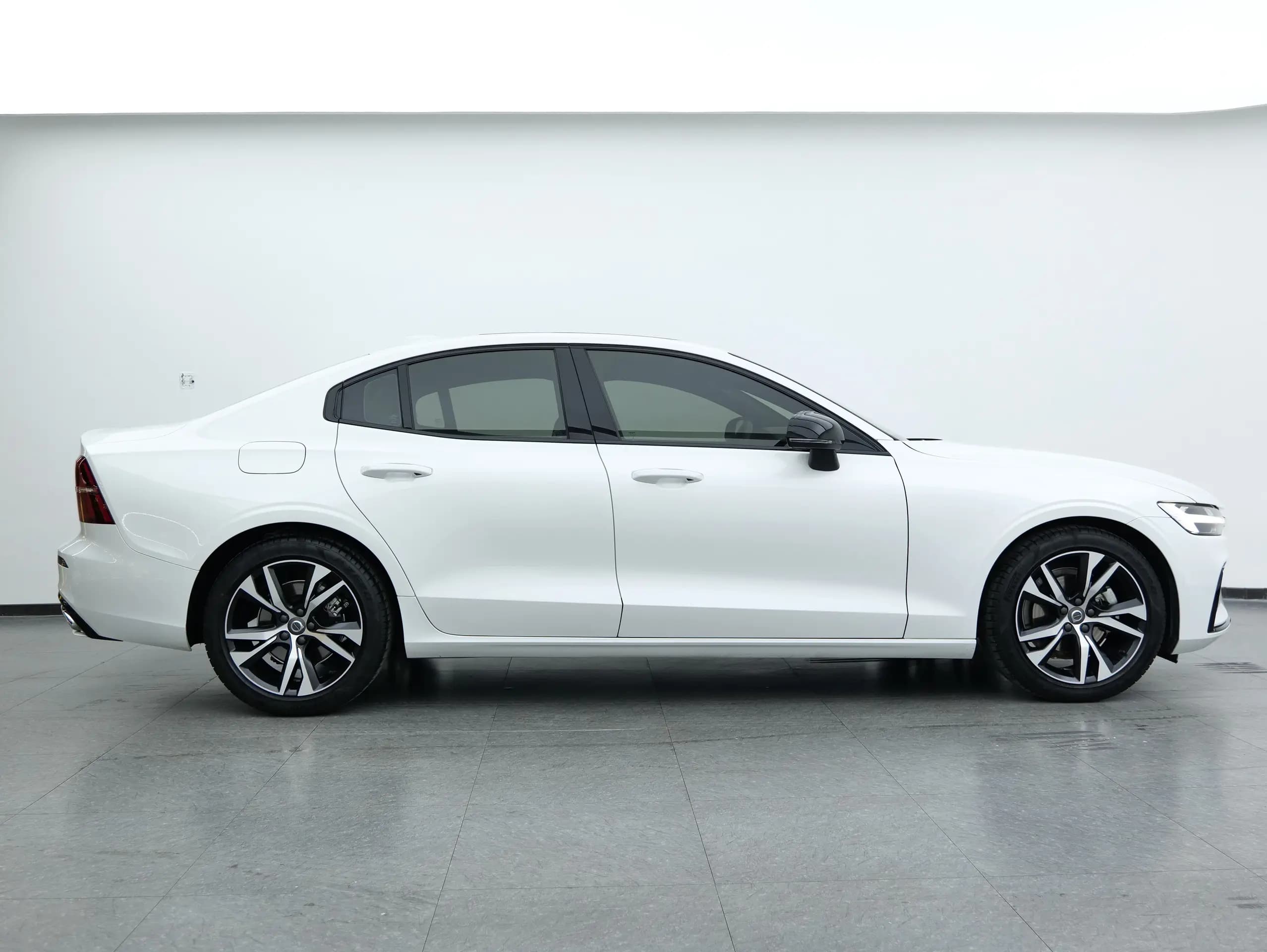 Volvo S60 2021 г. 45240 км. — фото 6