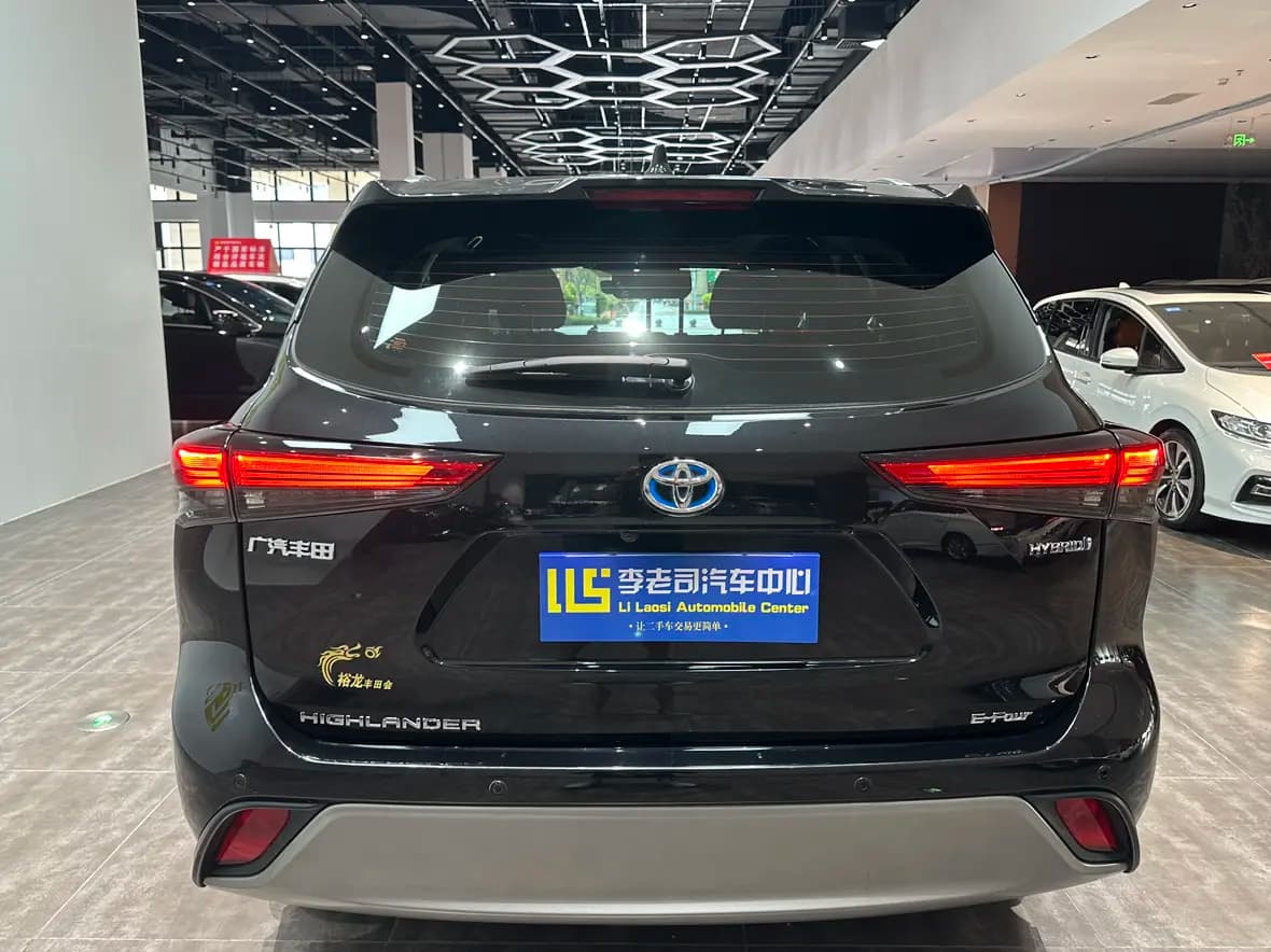 Toyota Highlander 2023 г. 25004 км. — фото 6