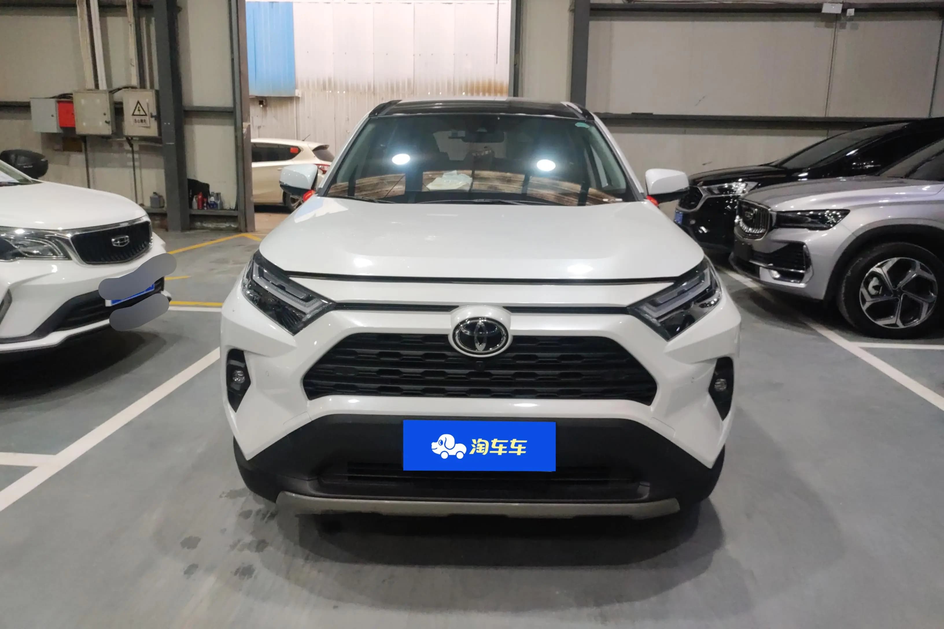 Toyota RAV4 2023 г. 16737 км. — фото 2