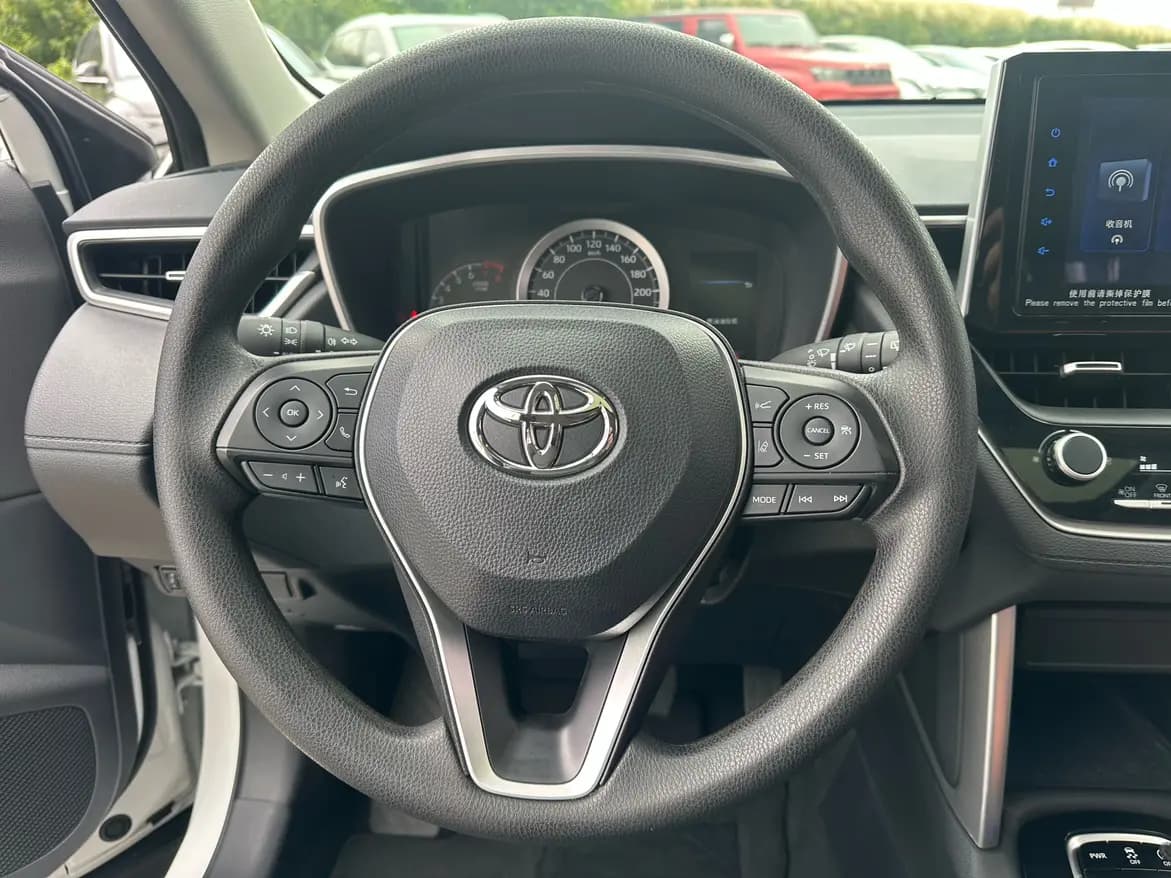Toyota Frontlander 2022 г. 13500 км. — фото 14