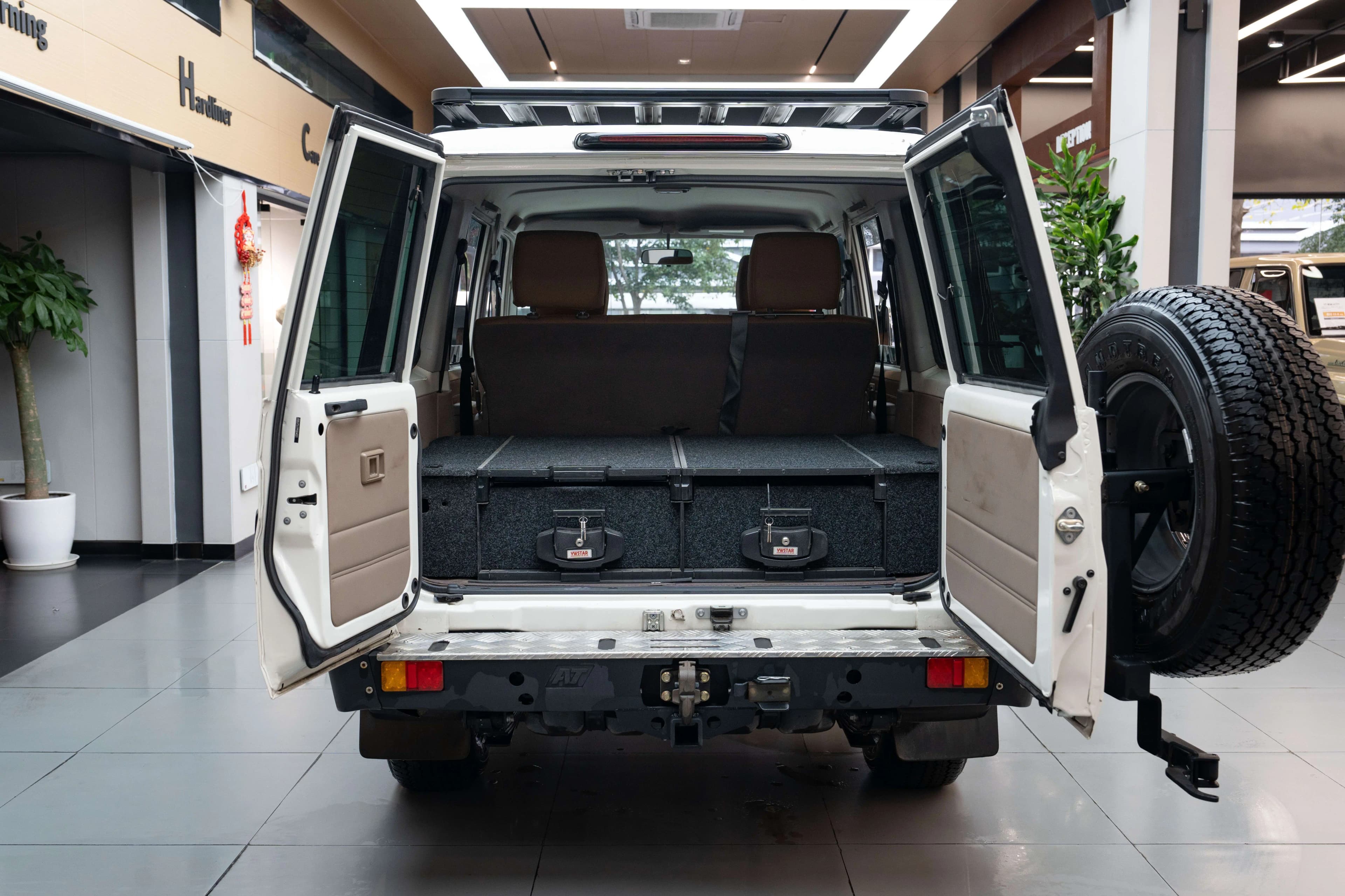 Toyota Land Cruiser 70 Series 2023 г. 7098 км. — фото 15