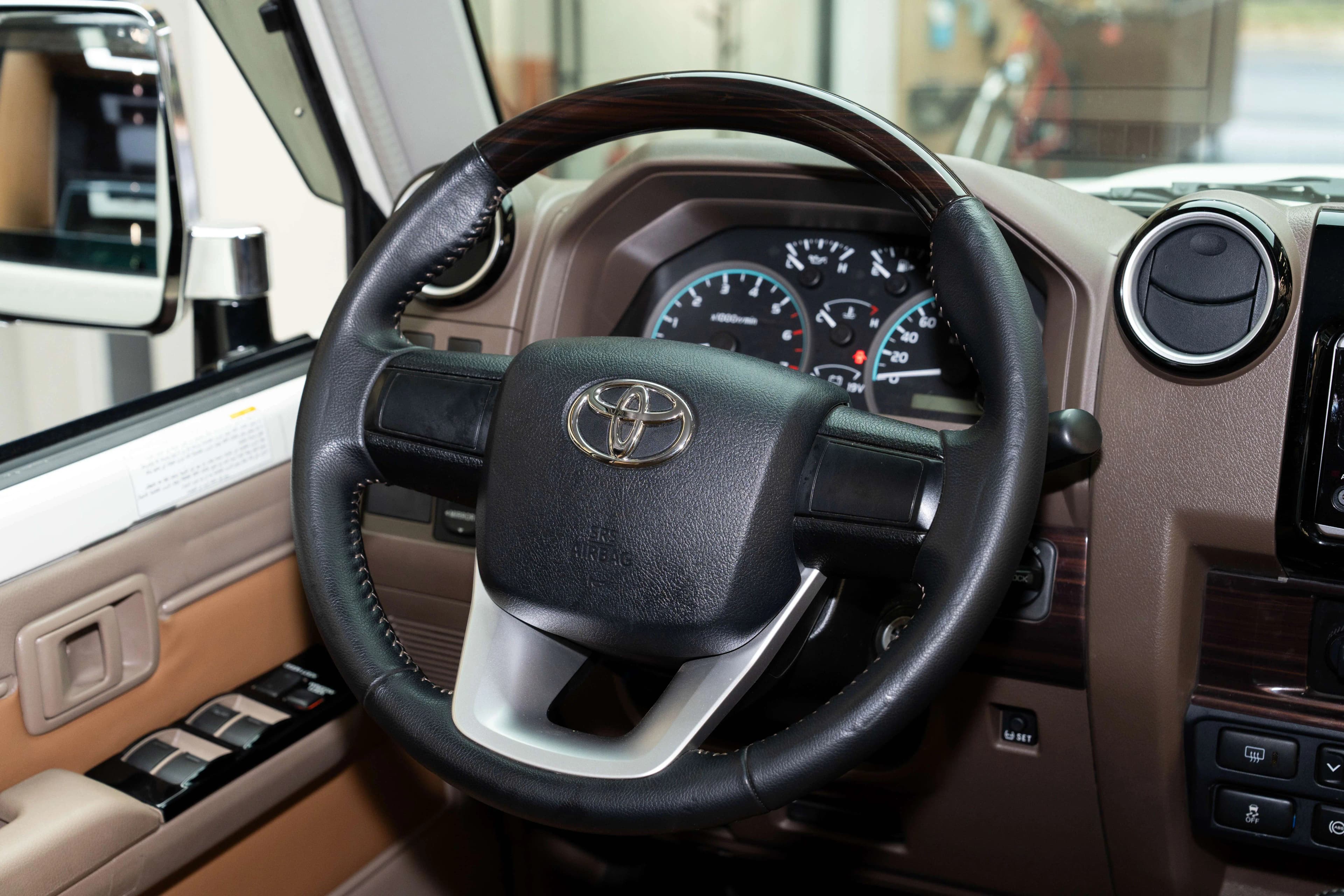 Toyota Land Cruiser 70 Series 2023 г. 7098 км. — фото 9
