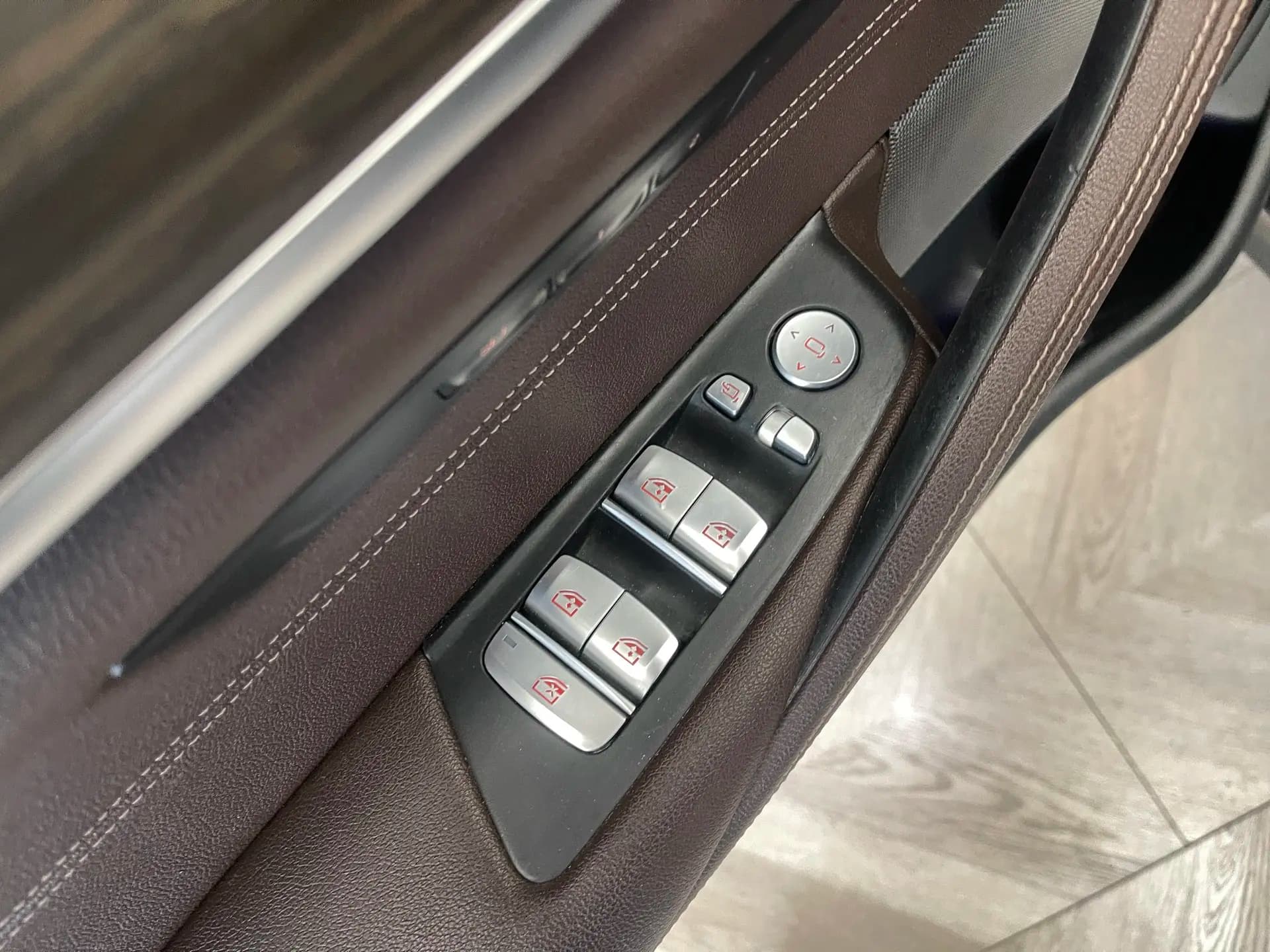 BMW 5 Series PHEV 2022 г. 62124 км. — фото 23