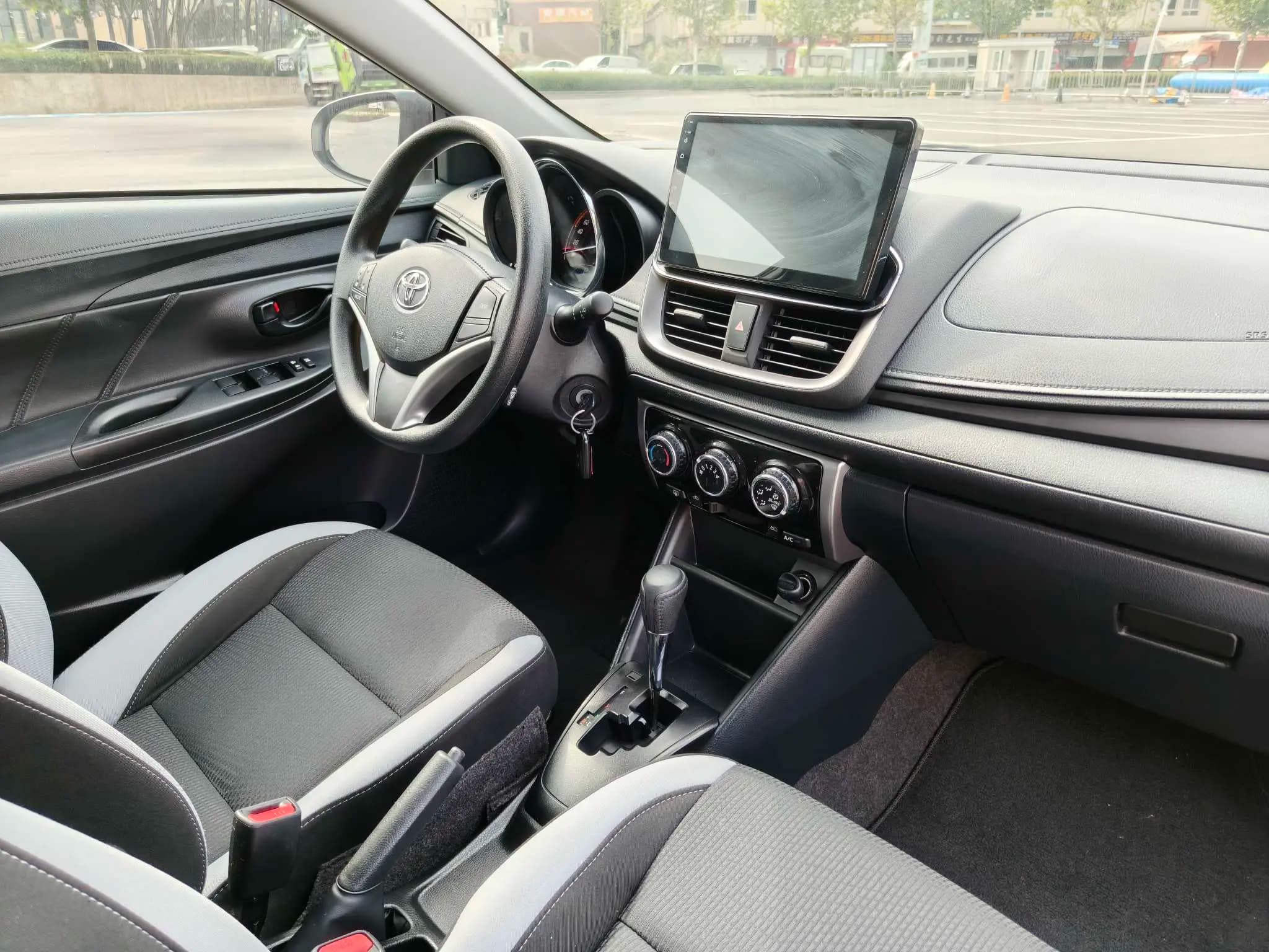 Toyota Yaris L 2022 г. 30026 км. — фото 5