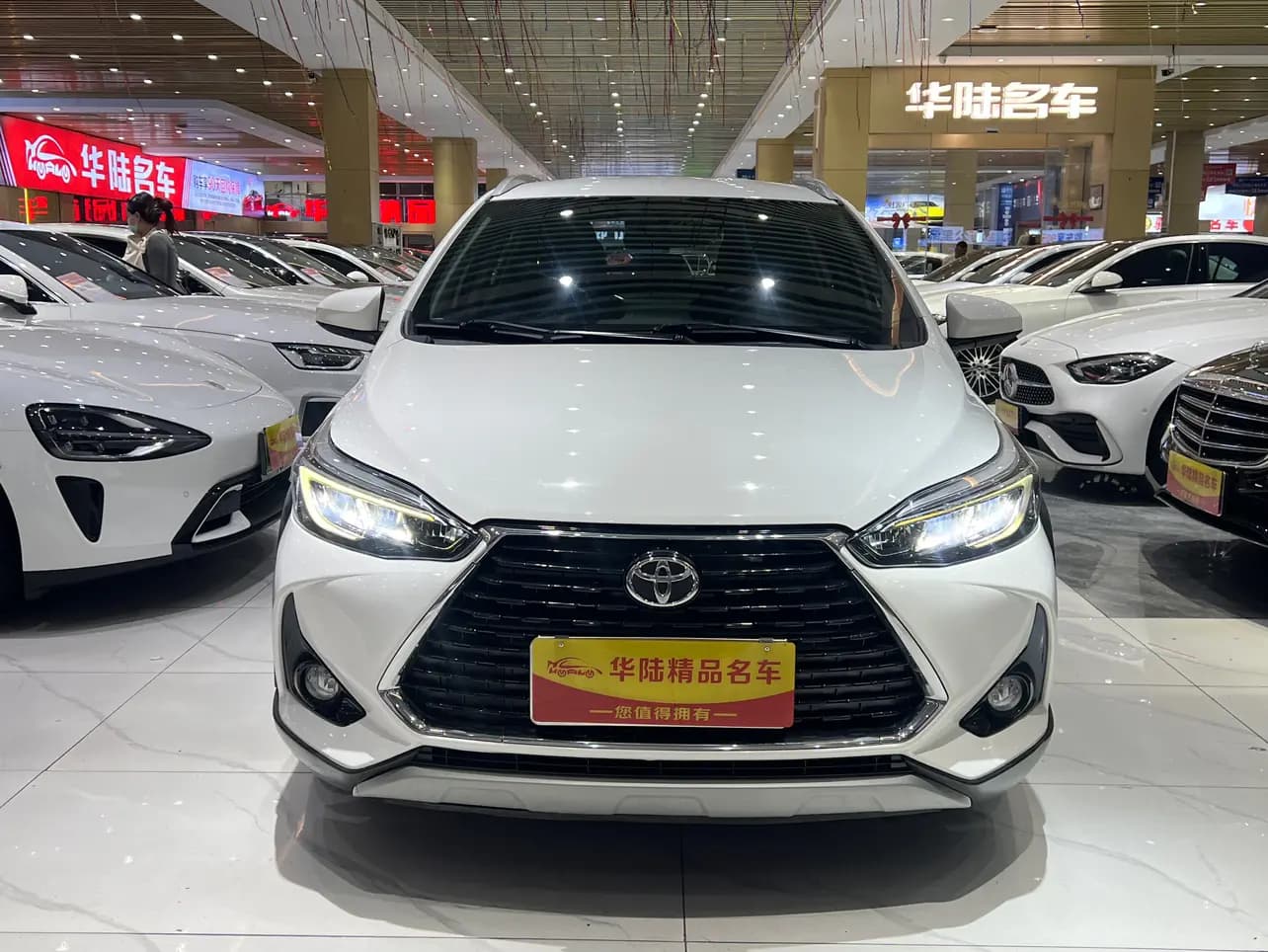 Toyota Yaris L 2022 г. 68027 км. — фото 2