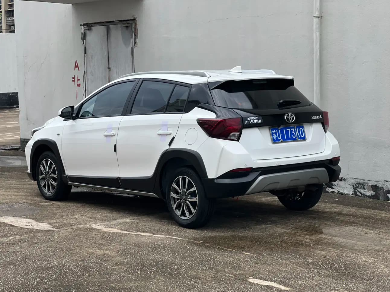Toyota Yaris L 2021 г. 21028 км. — фото 3