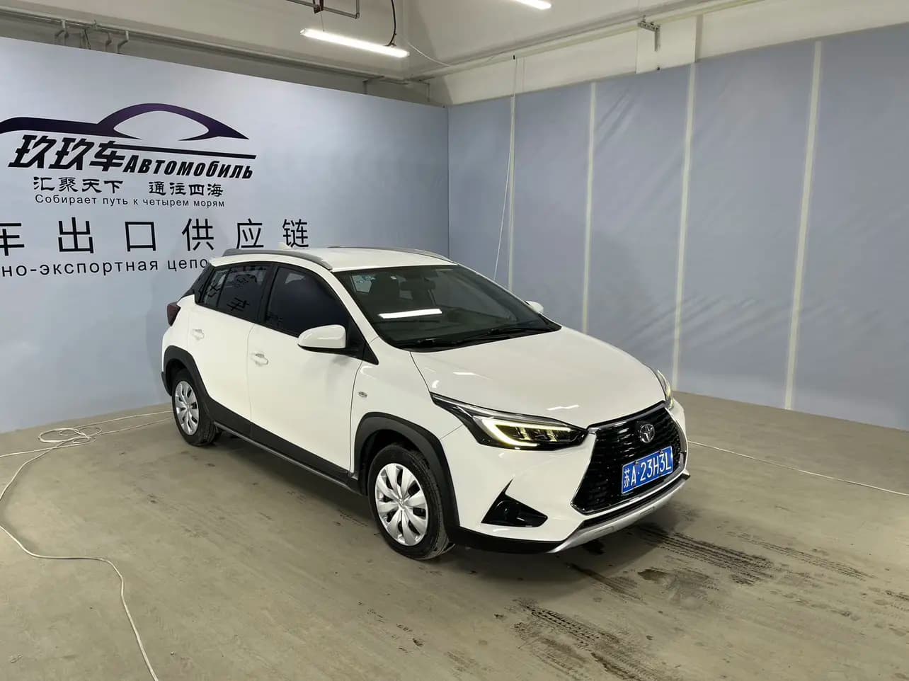 Toyota Yaris L 2023 г. 26331 км. — фото 3