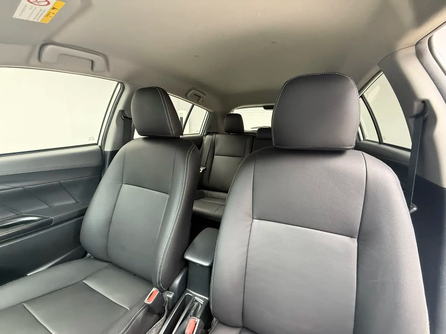 Toyota Yaris L 2022 г. 38032 км. — фото 20