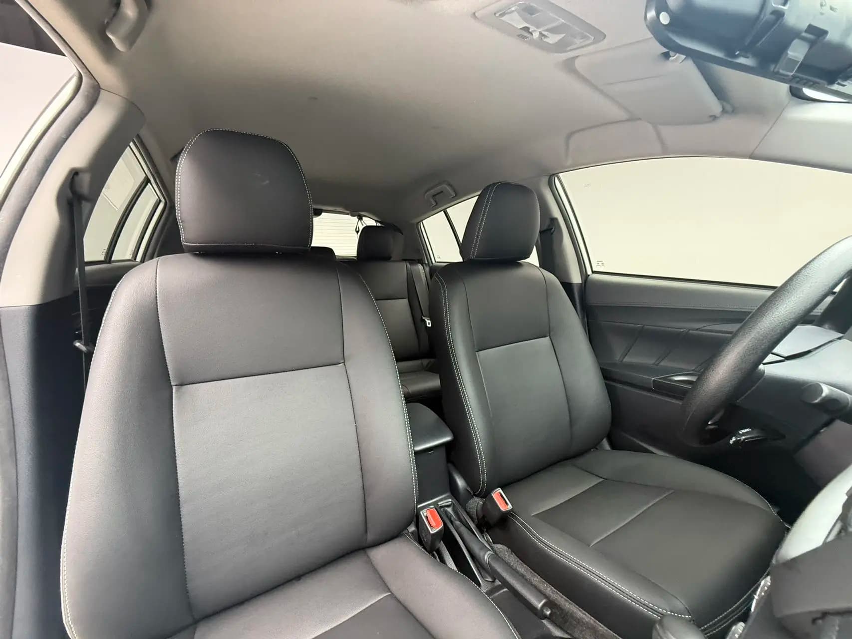 Toyota Yaris L 2022 г. 38032 км. — фото 21