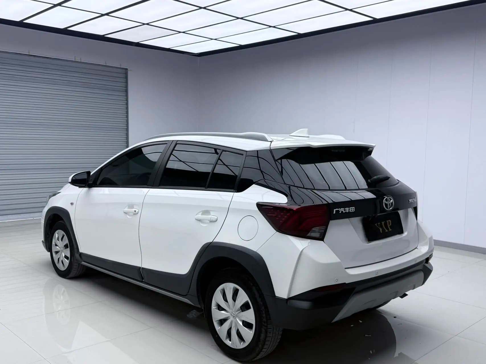 Toyota Yaris L 2022 г. 38032 км. — фото 4