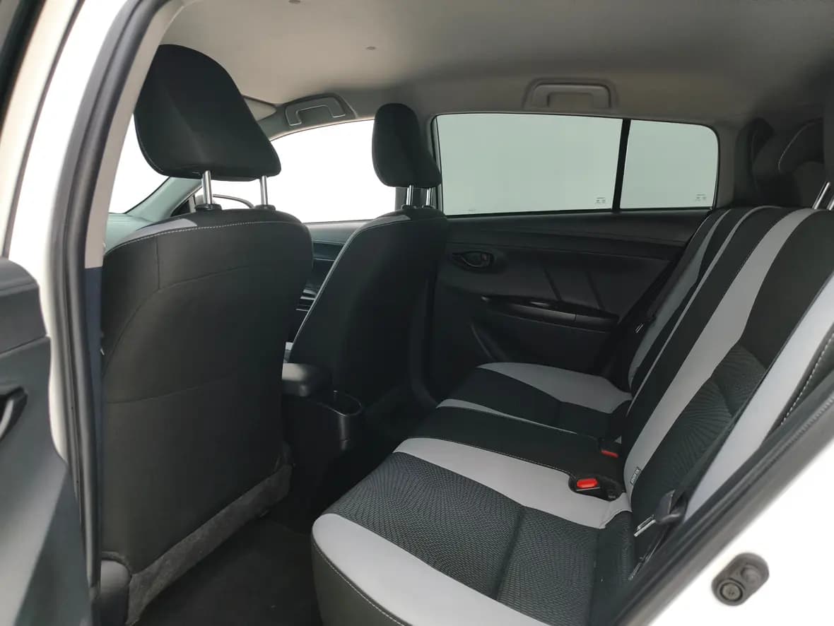 Toyota Yaris L 2022 г. 28033 км. — фото 15