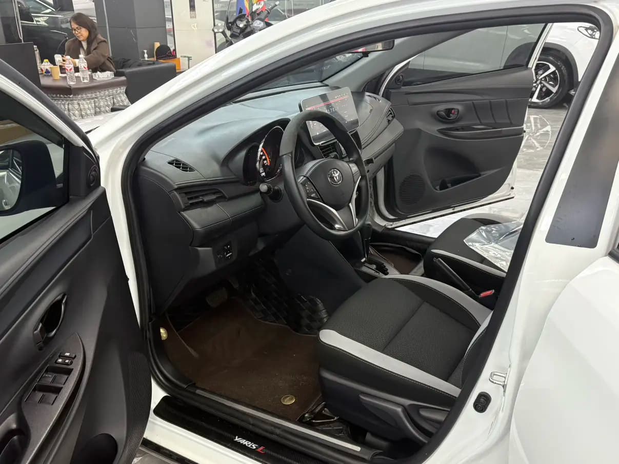 Toyota Yaris L 2022 г. 26034 км. — фото 8