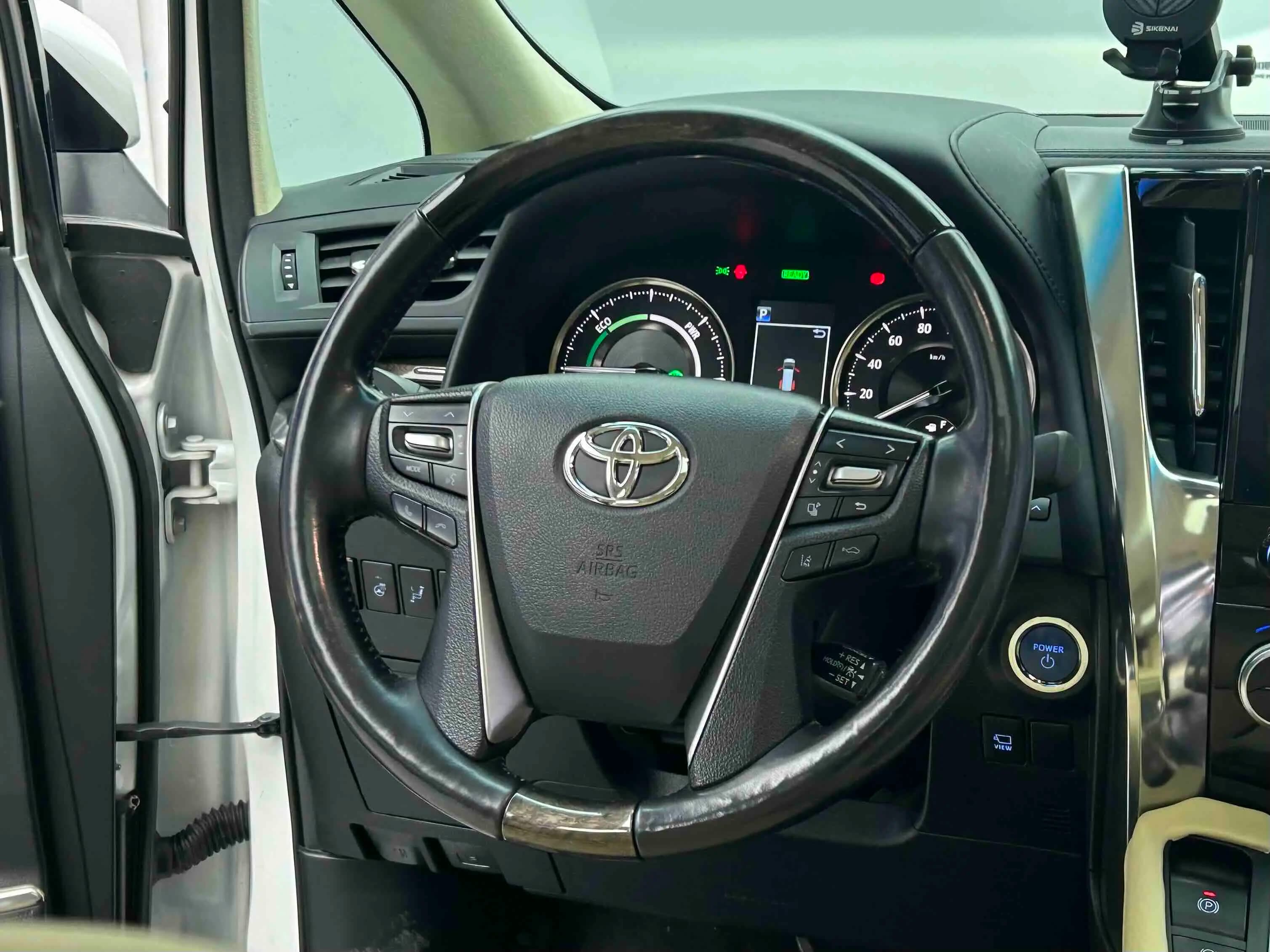 Toyota Alphard 2022 г. 52022 км. — фото 13
